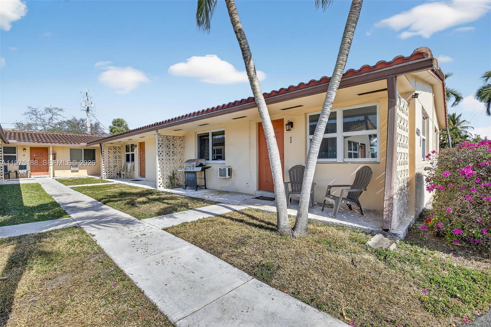 4825 NE 23rd Ave # 7 Unit: 1-7