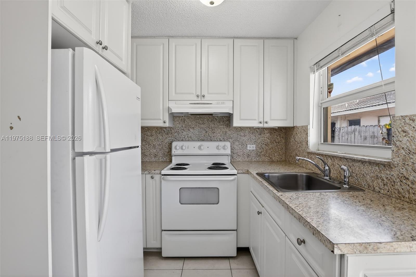 4825 NE 23rd Ave # 7 Unit: 1-7