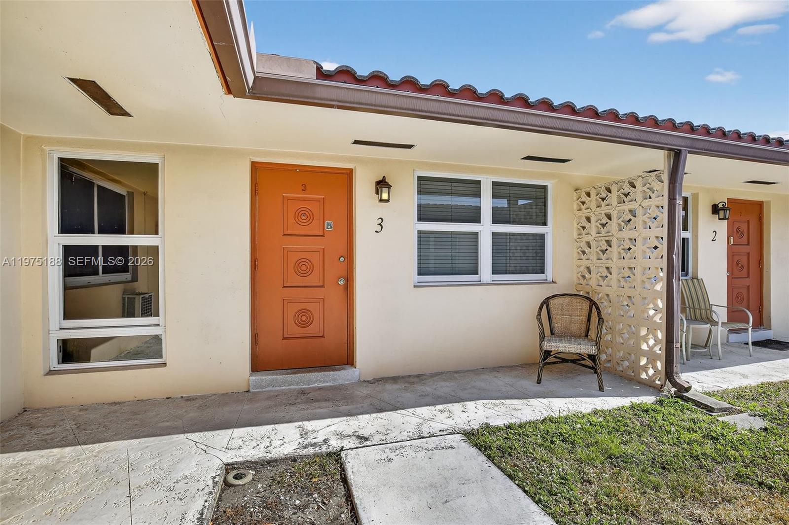 4825 NE 23rd Ave # 7 Unit: 1-7