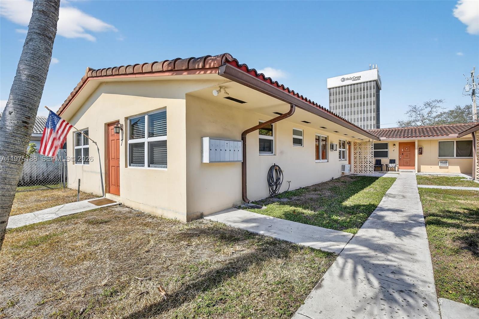 4825 NE 23rd Ave # 7 Unit: 1-7