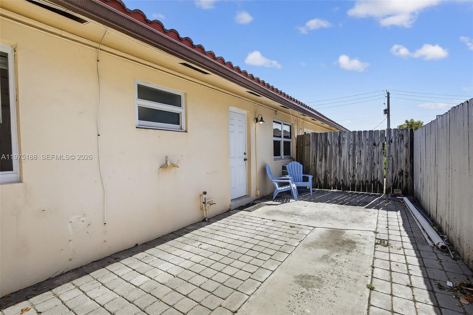 4825 NE 23rd Ave # 7 Unit: 1-7