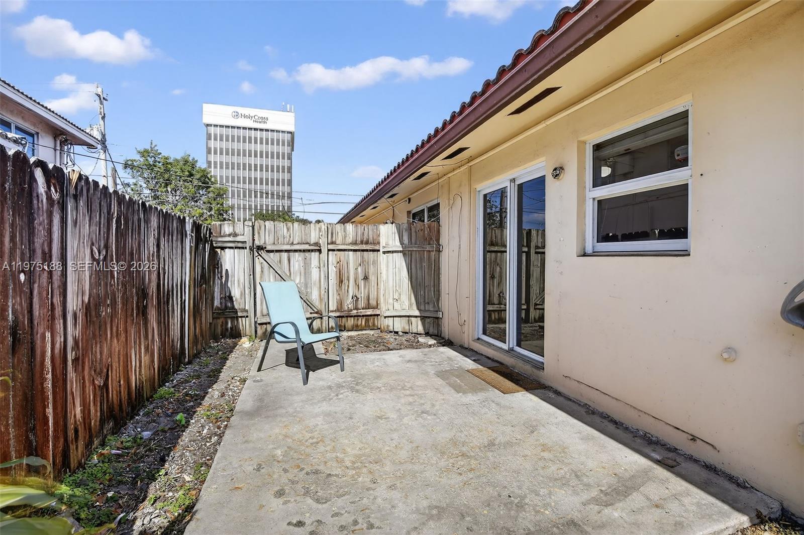 4825 NE 23rd Ave # 7 Unit: 1-7