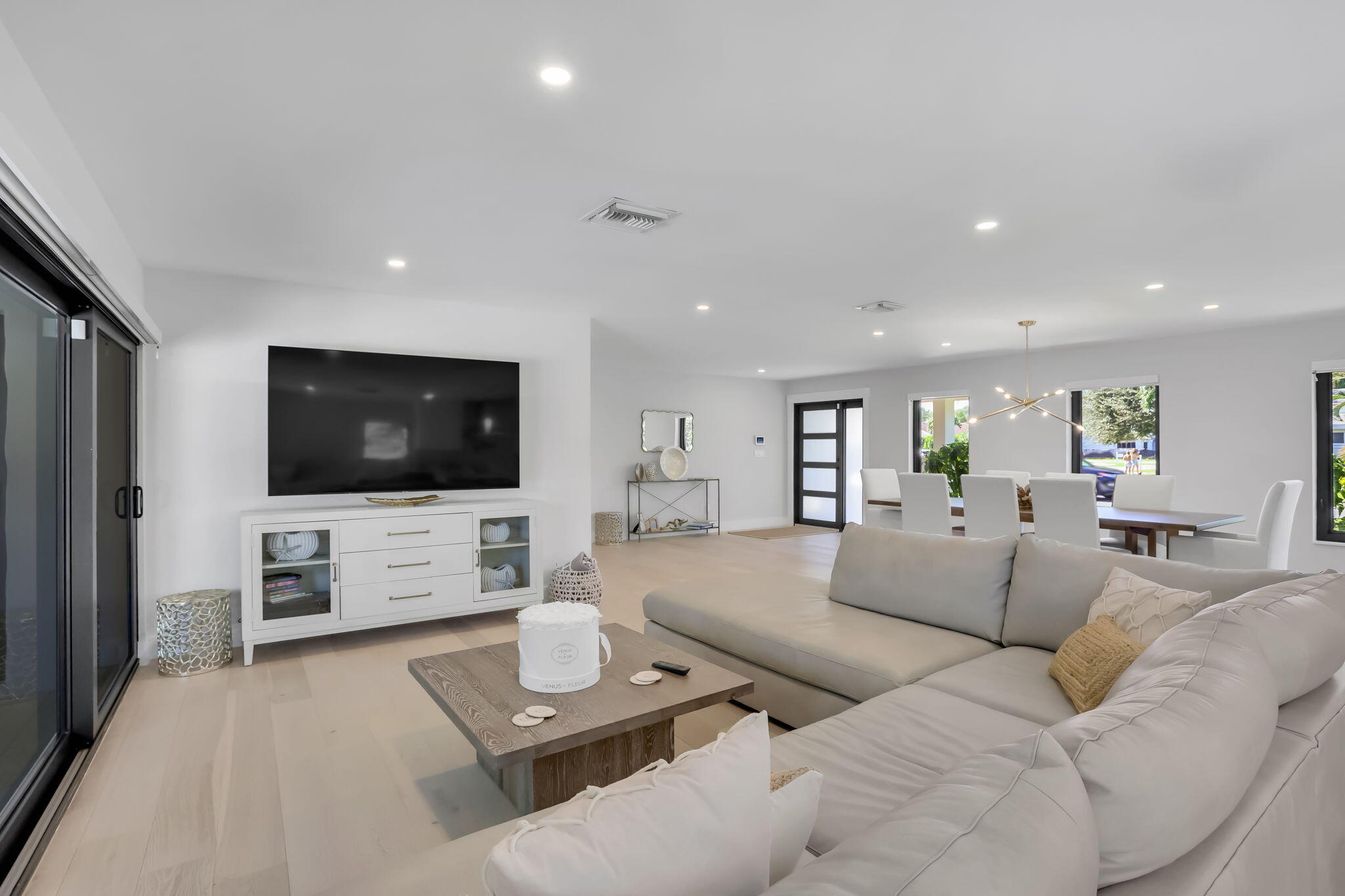 2520 SW 5th Street