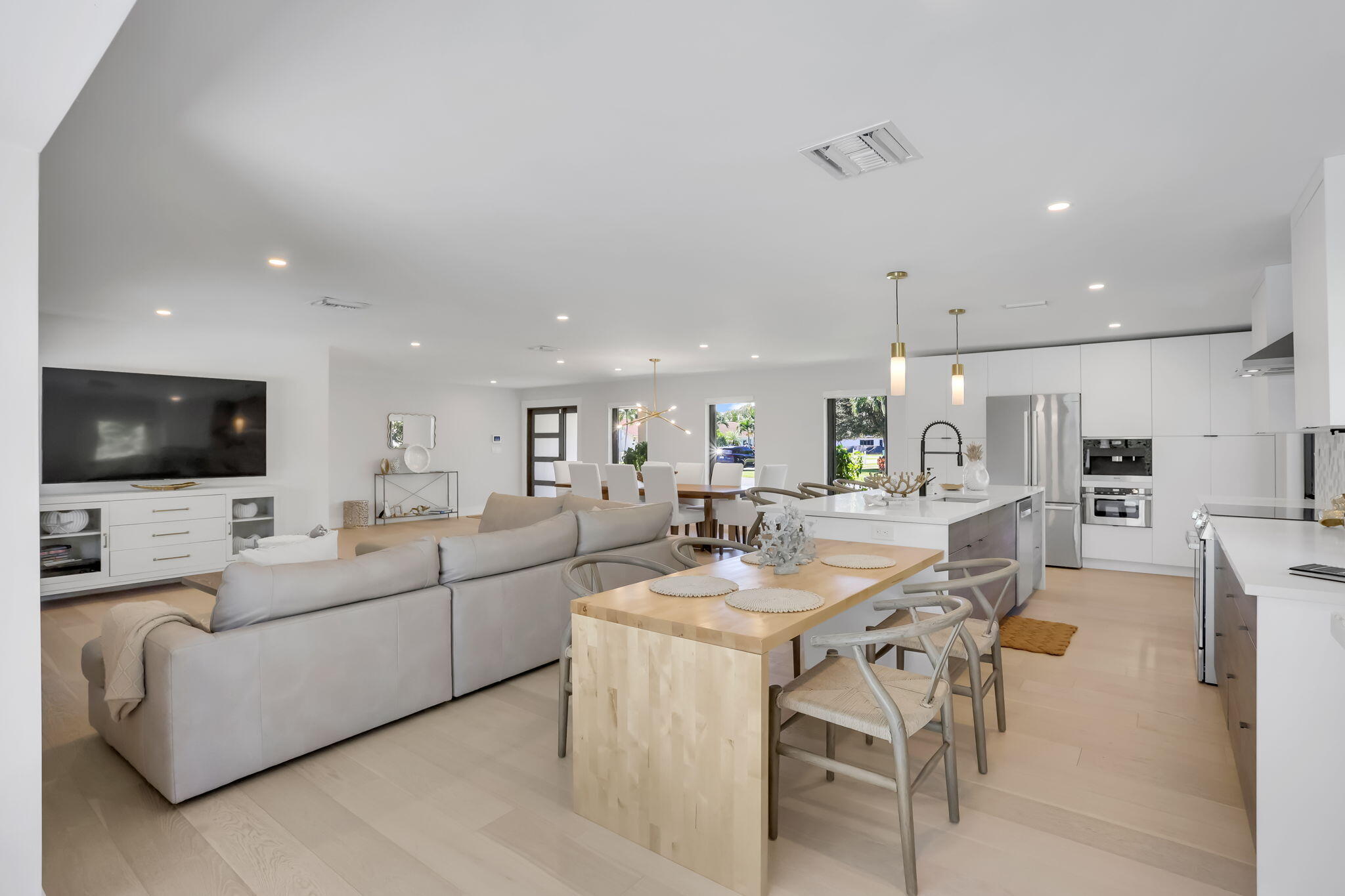 2520 SW 5th Street