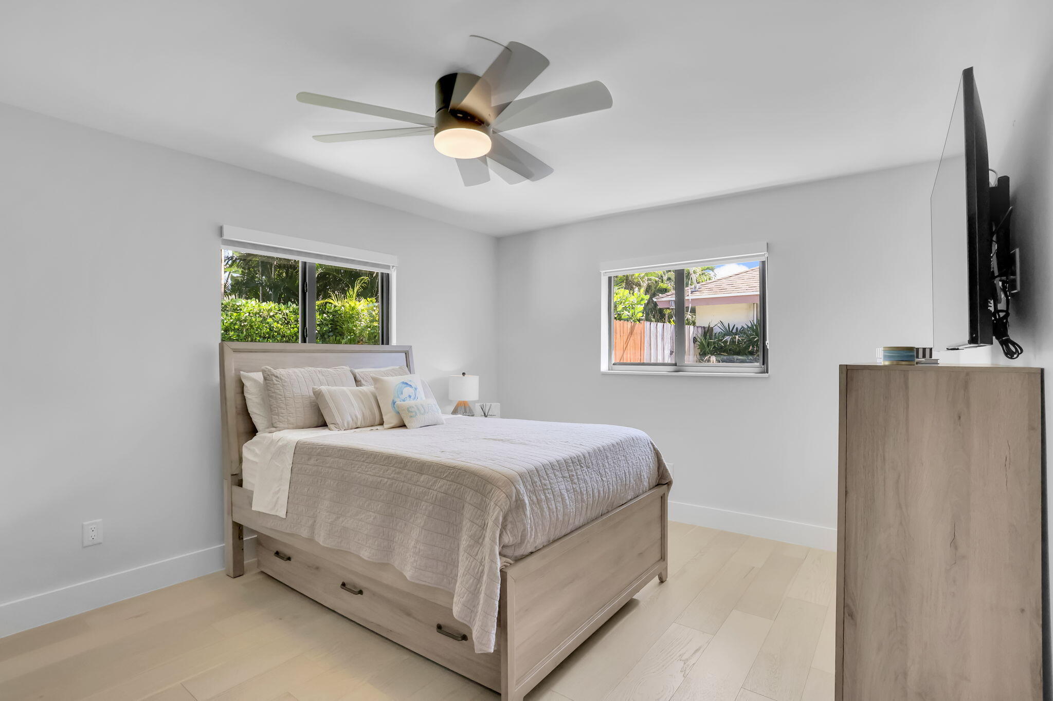 2520 SW 5th Street