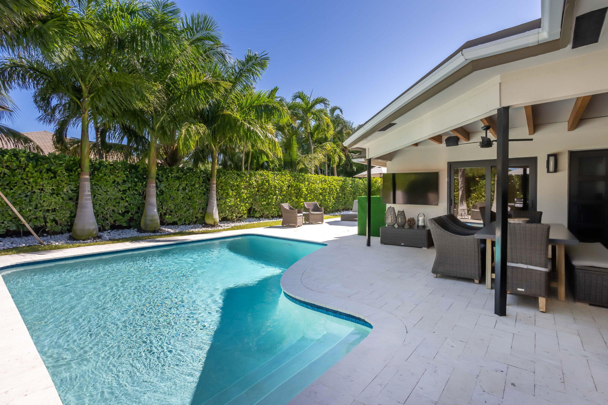 2520 SW 5th Street