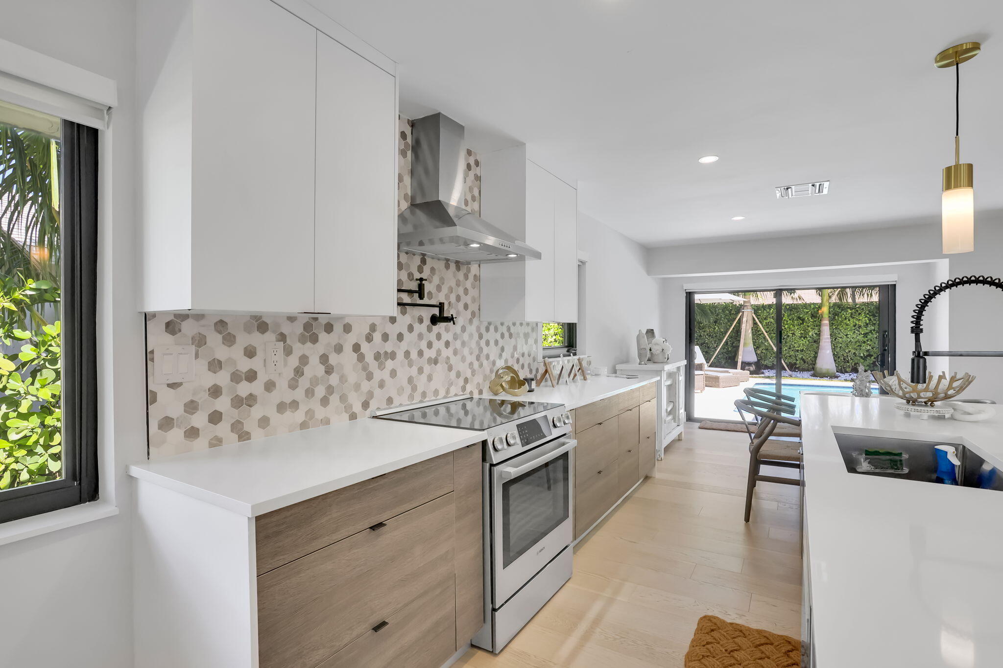2520 SW 5th Street