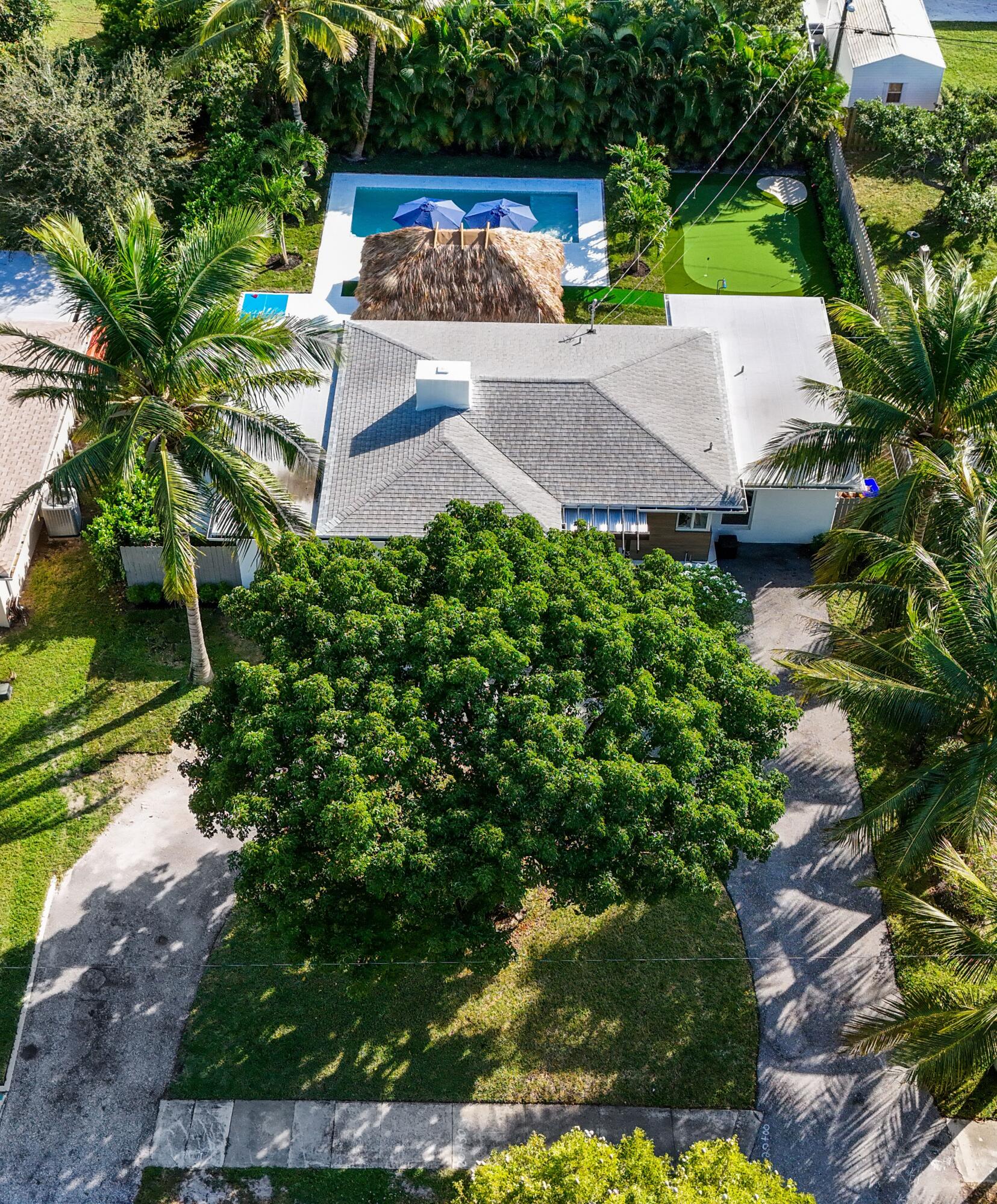 312 Gulfstream Boulevard