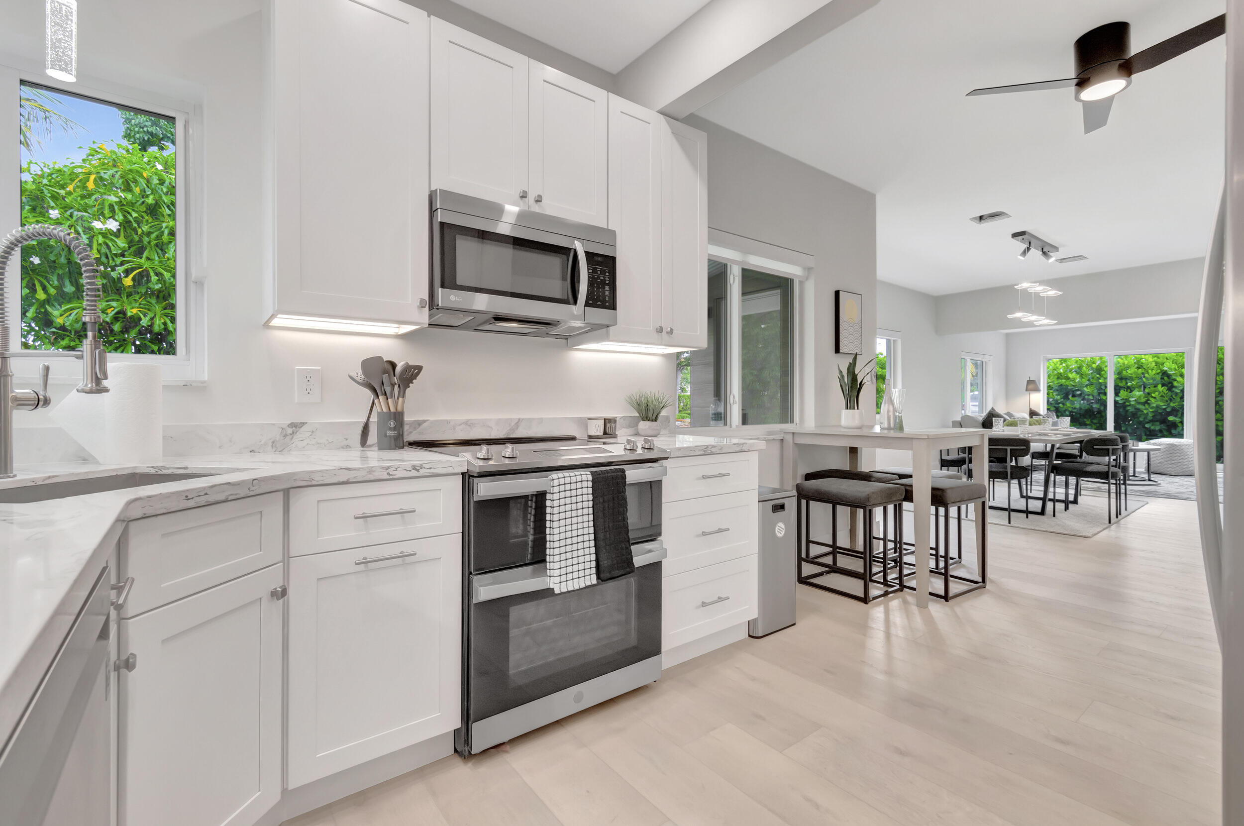 312 Gulfstream Boulevard