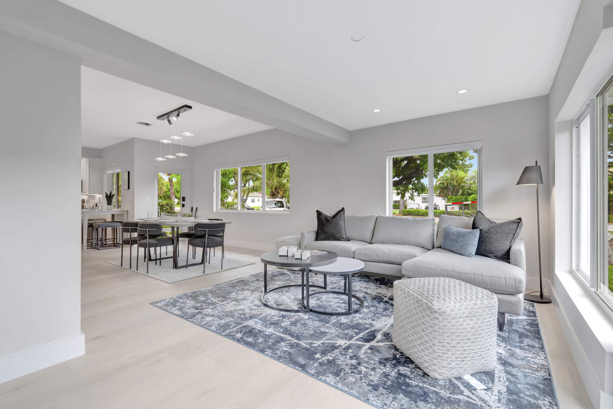 312 Gulfstream Boulevard