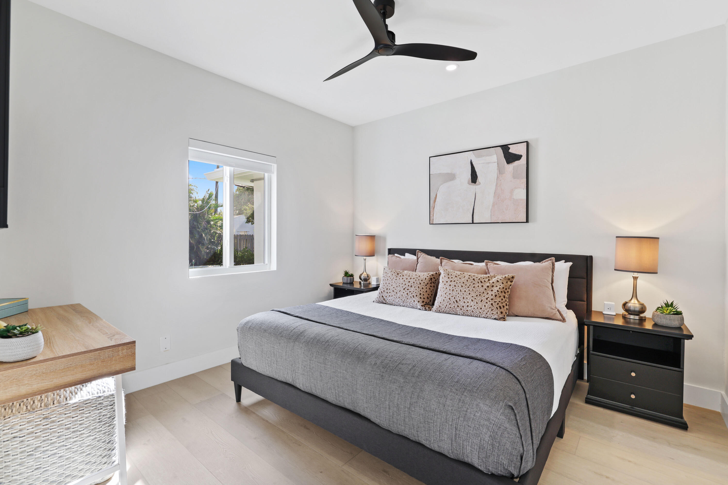 312 Gulfstream Boulevard