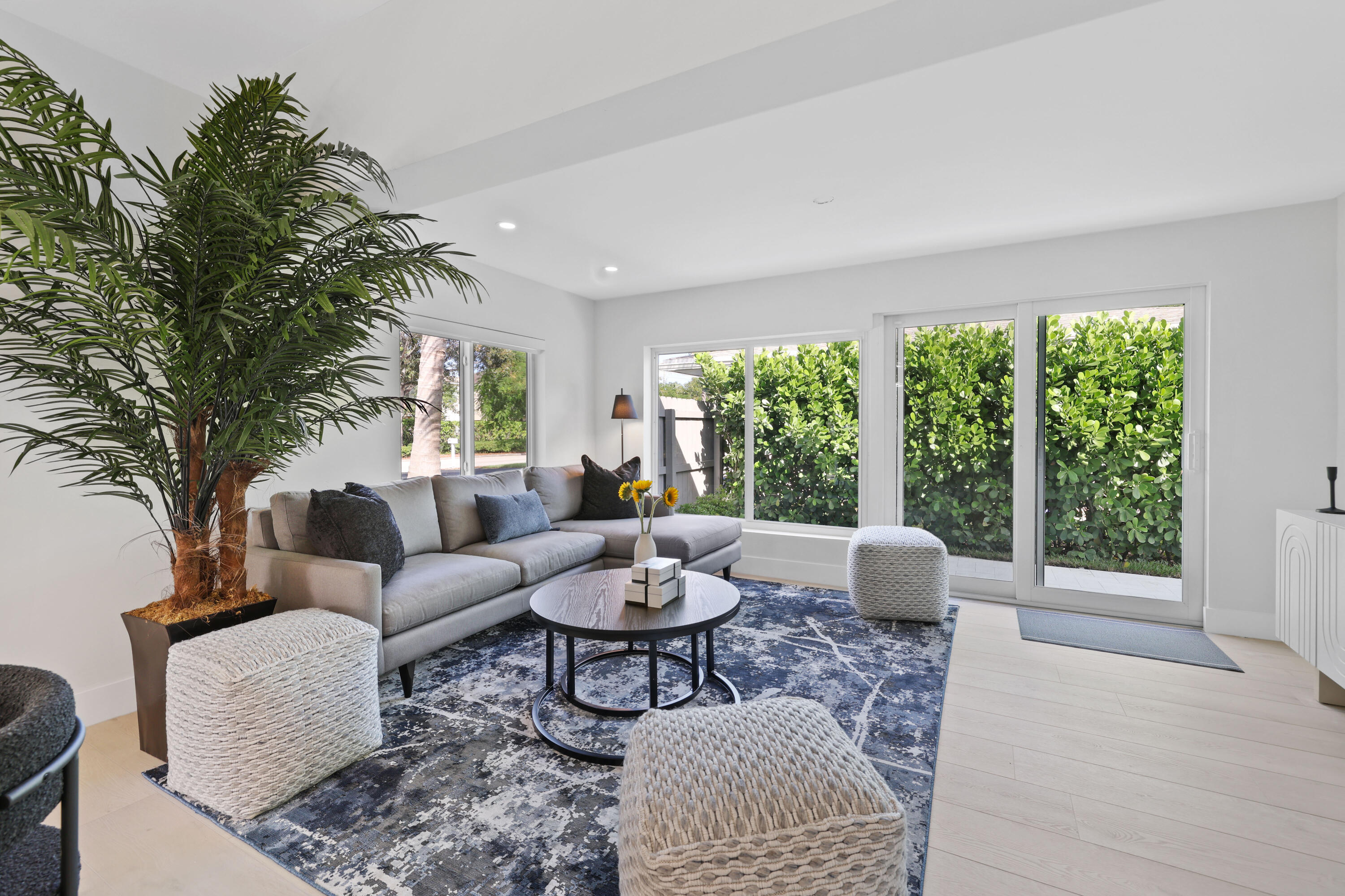 312 Gulfstream Boulevard