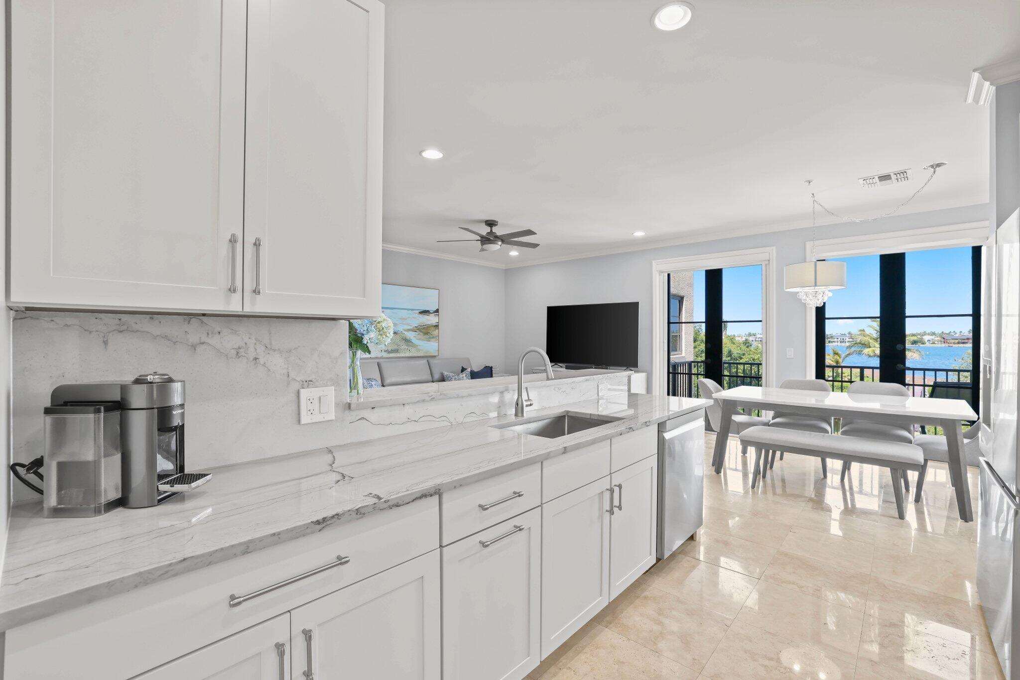 920 Via Villagio