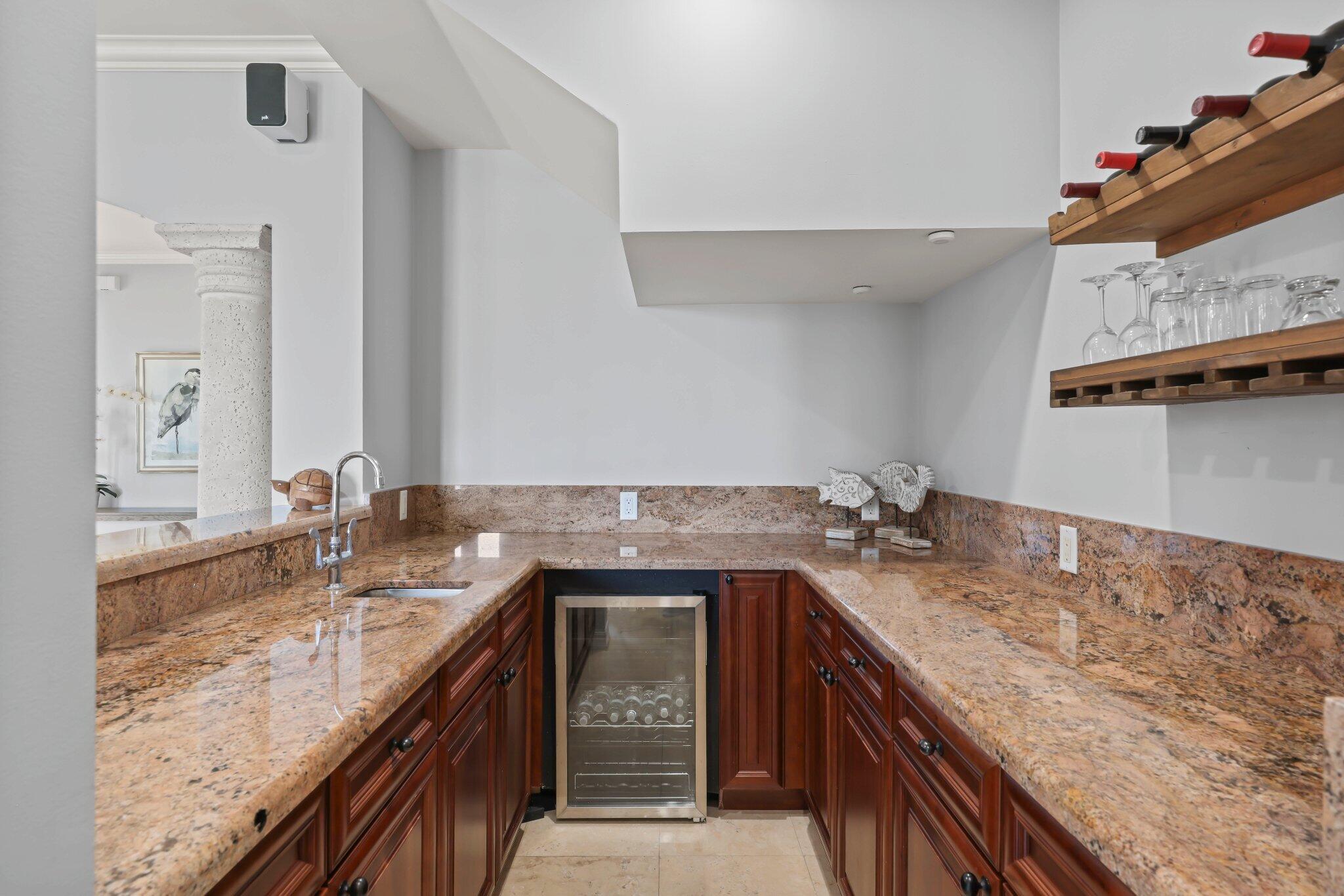 920 Via Villagio