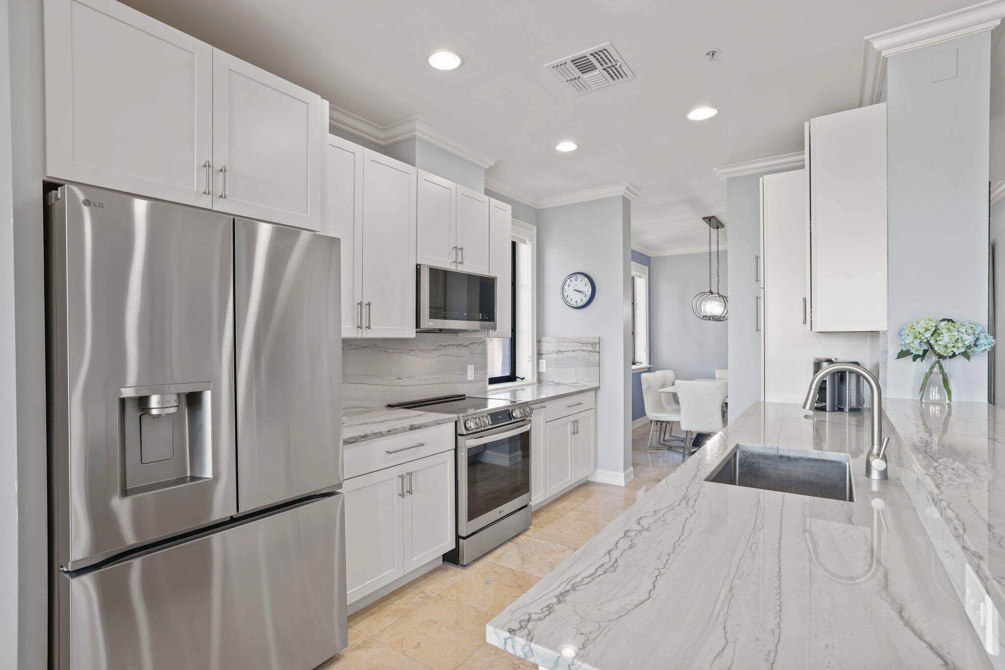920 Via Villagio