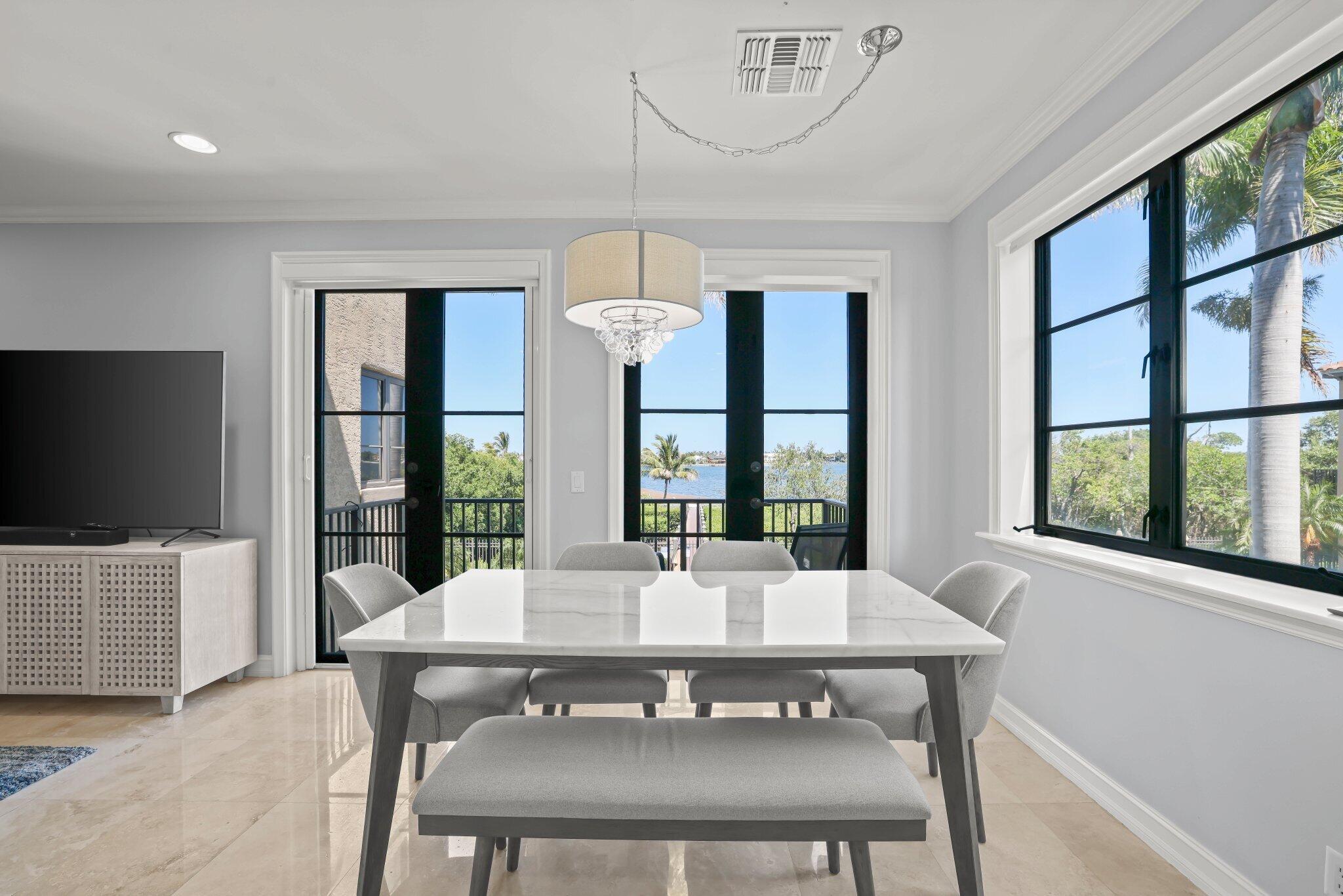 920 Via Villagio