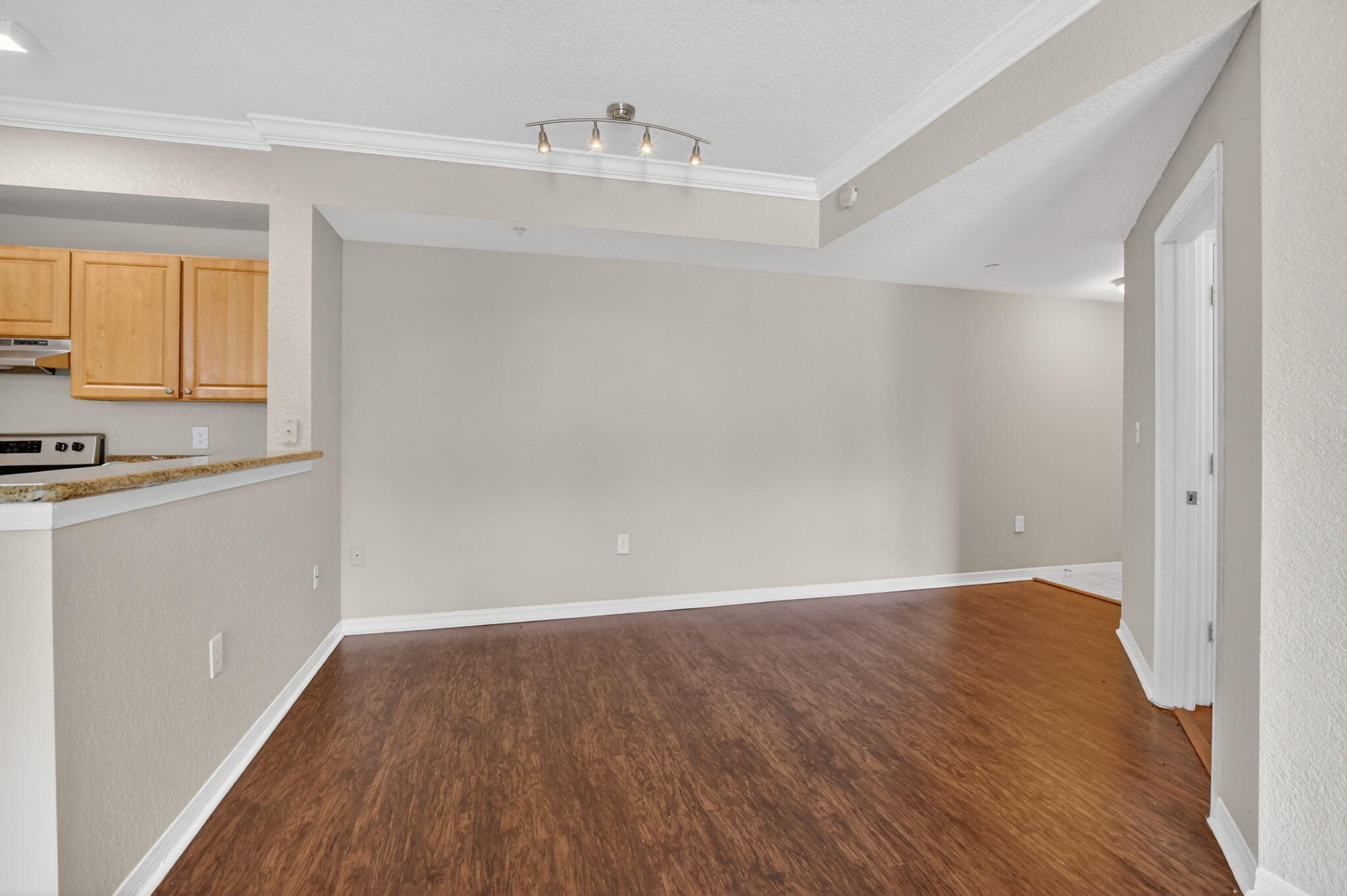 15085 Michelangelo Boulevard 105
