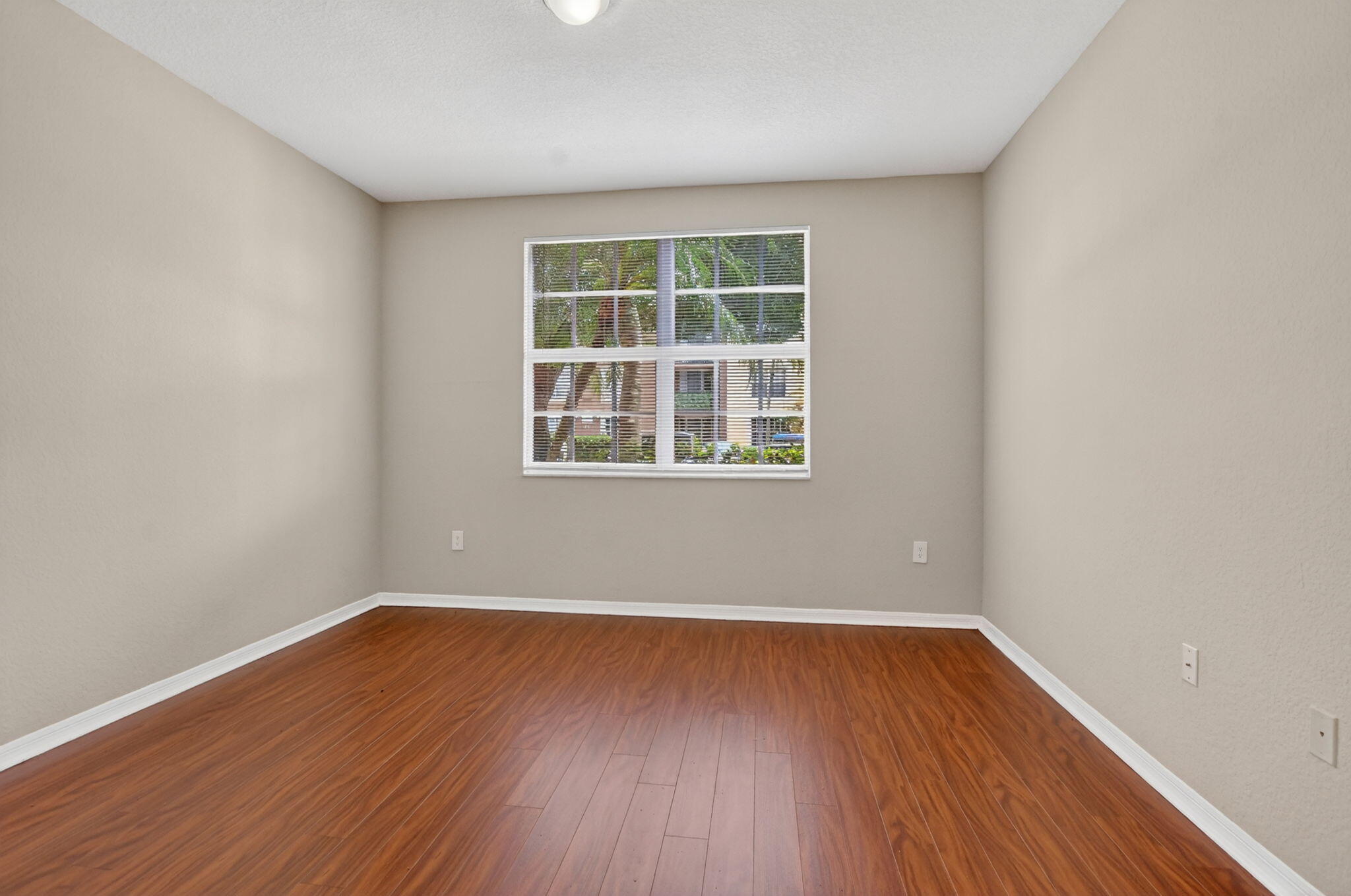 15085 Michelangelo Boulevard 105