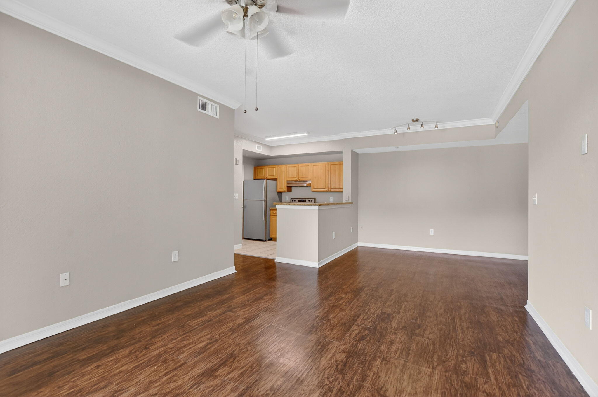 15085 Michelangelo Boulevard 105