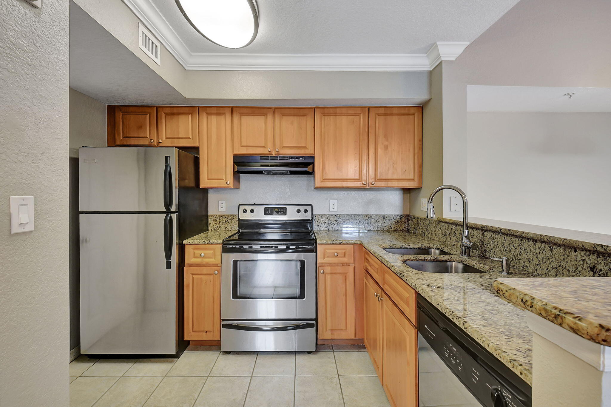 15065 Michelangelo Boulevard 305