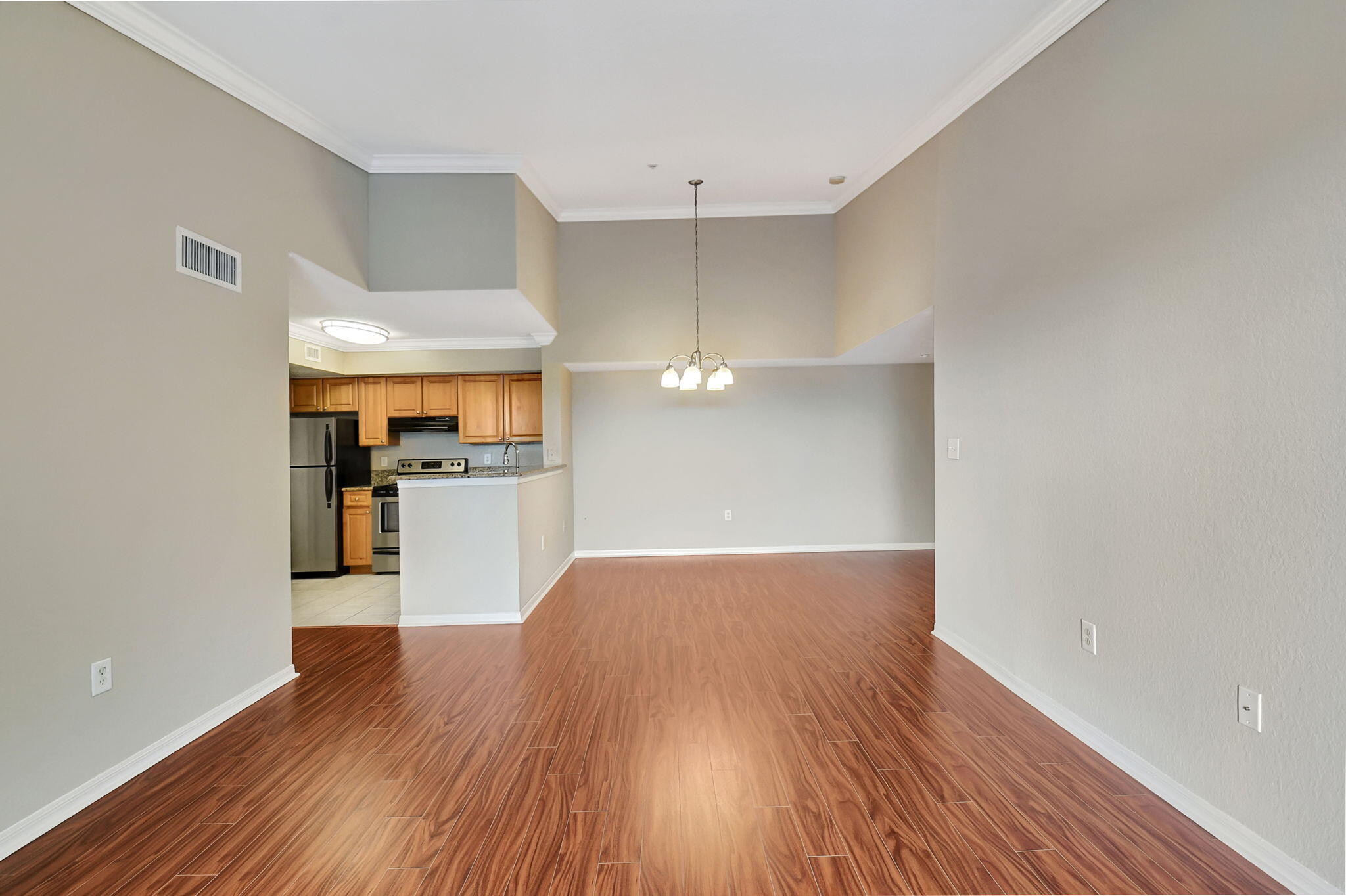 15065 Michelangelo Boulevard 305