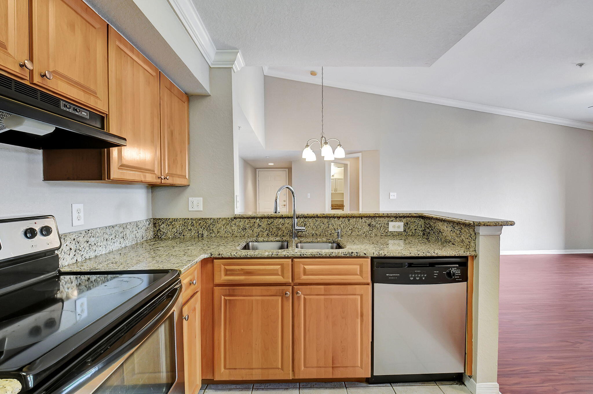 15065 Michelangelo Boulevard 305