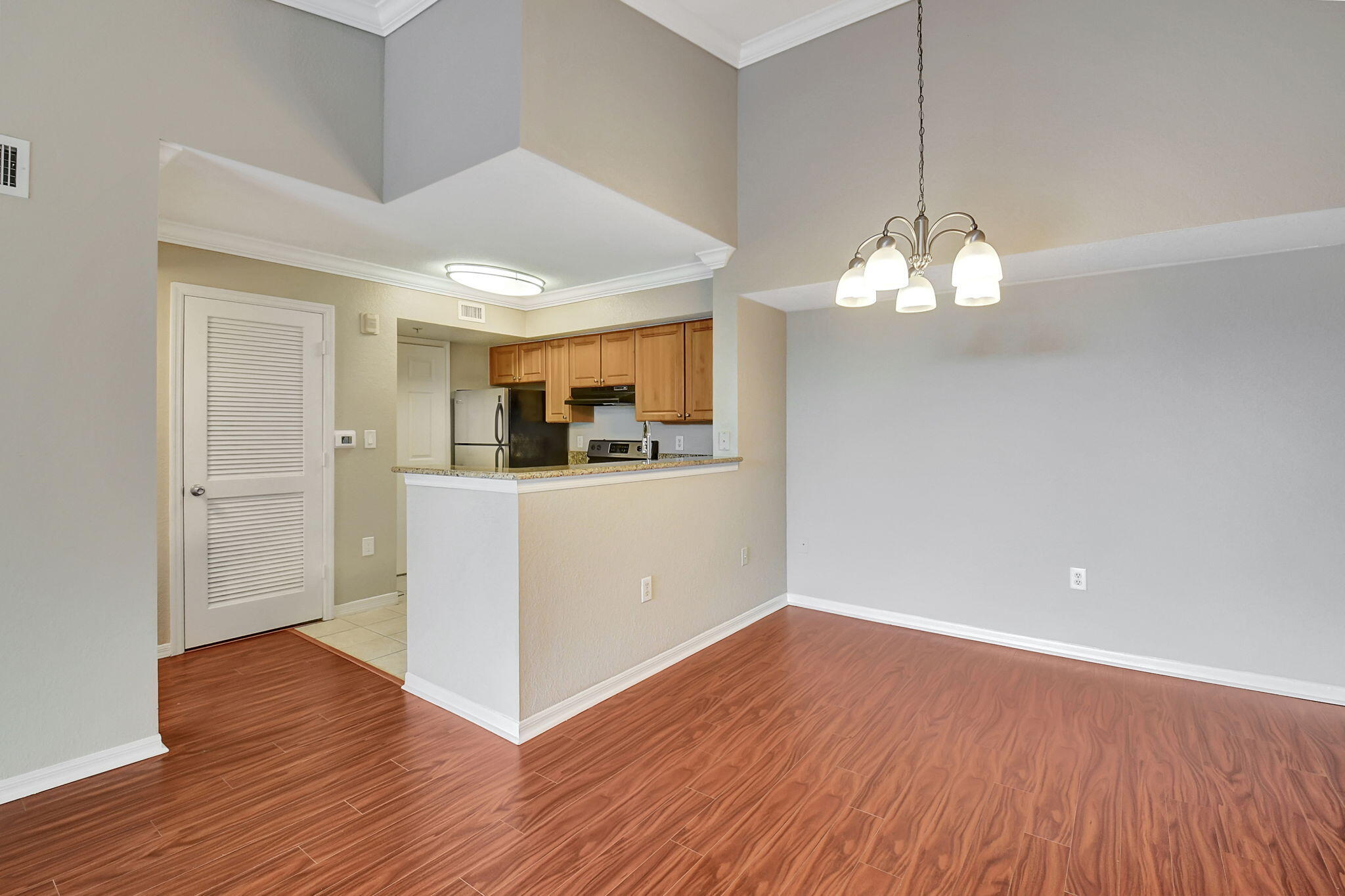15065 Michelangelo Boulevard 305