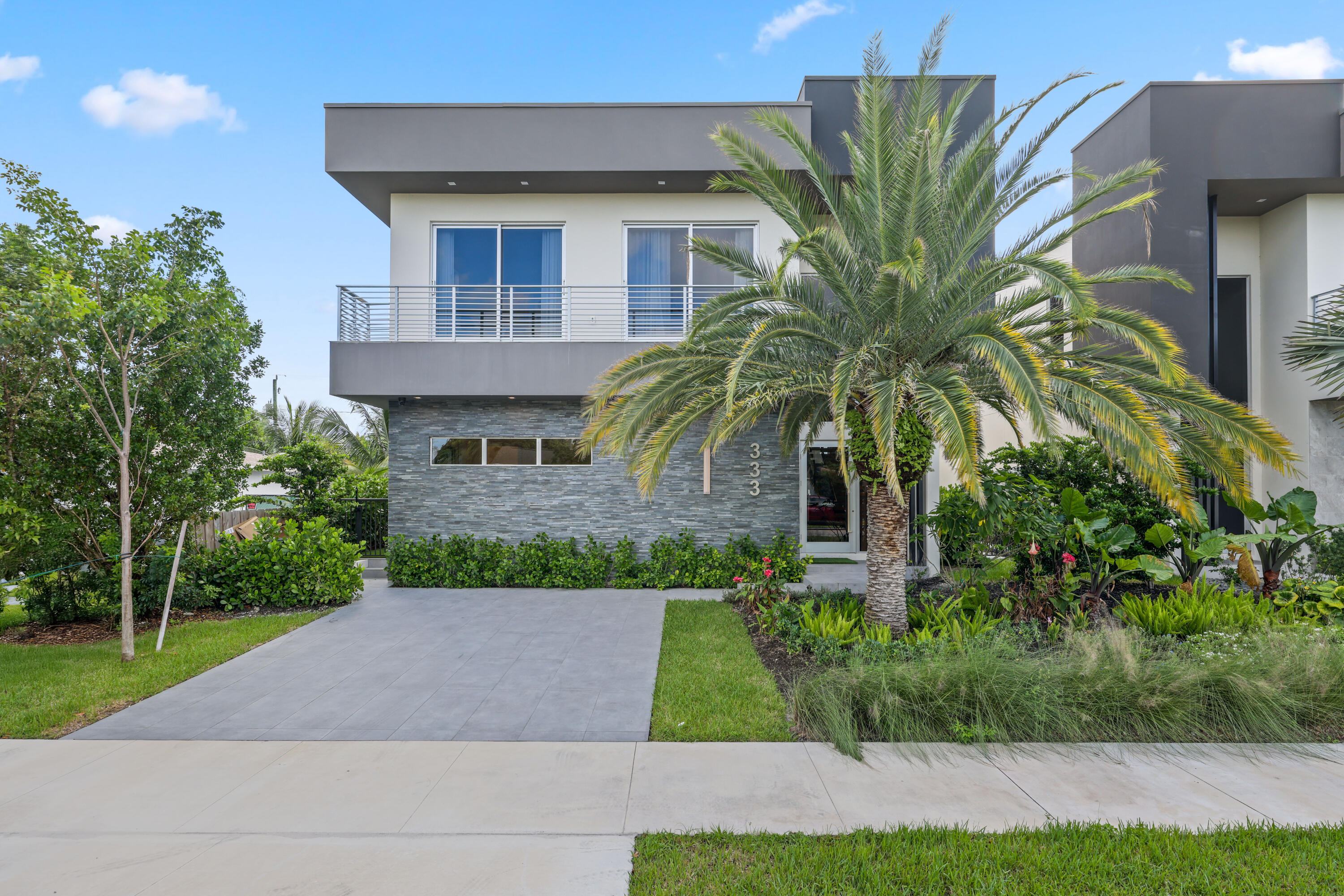 333 S Swinton Avenue Delray Beach Fl Us 33444 B26041570