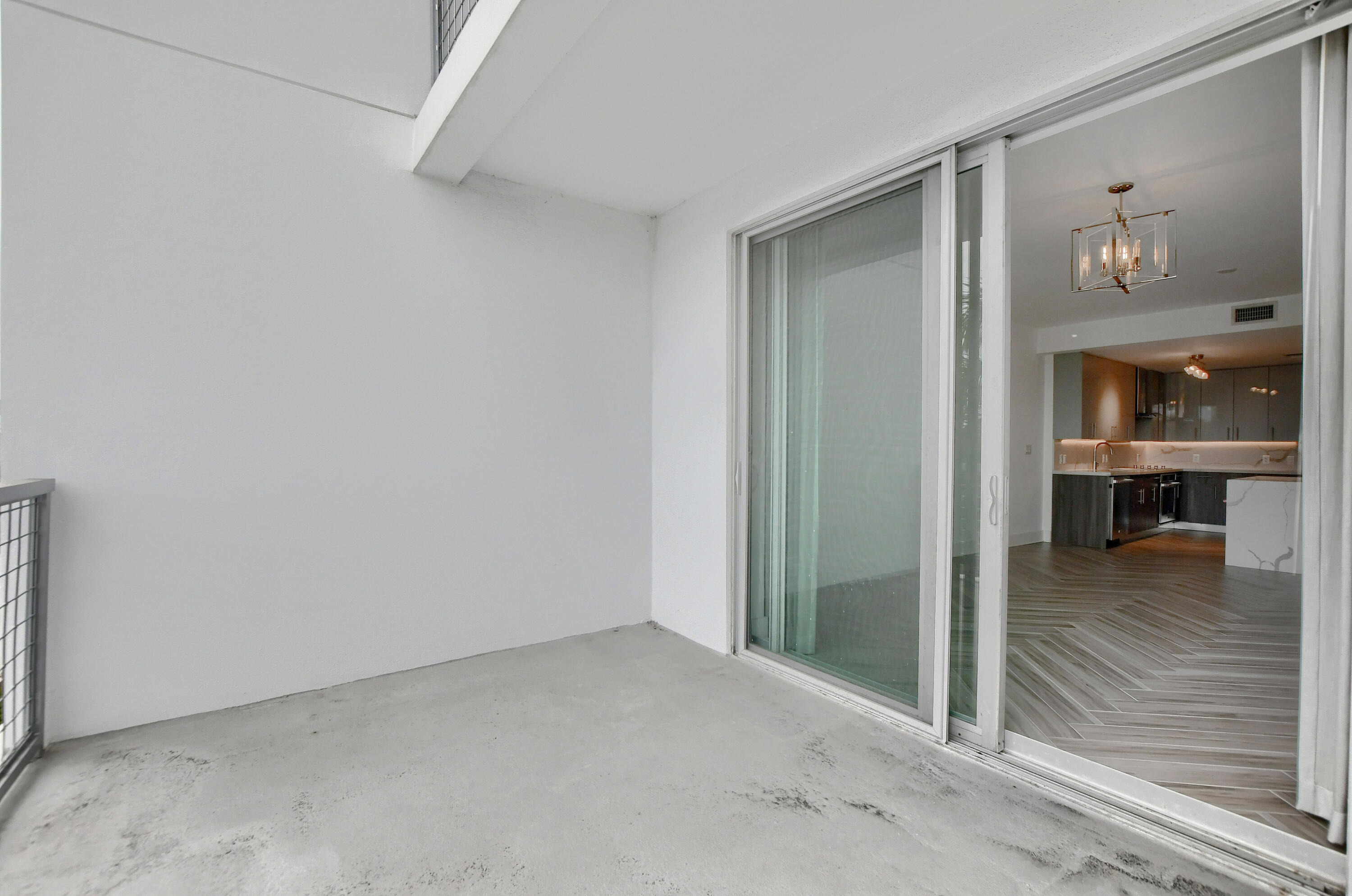 236 SE 5th Avenue 205