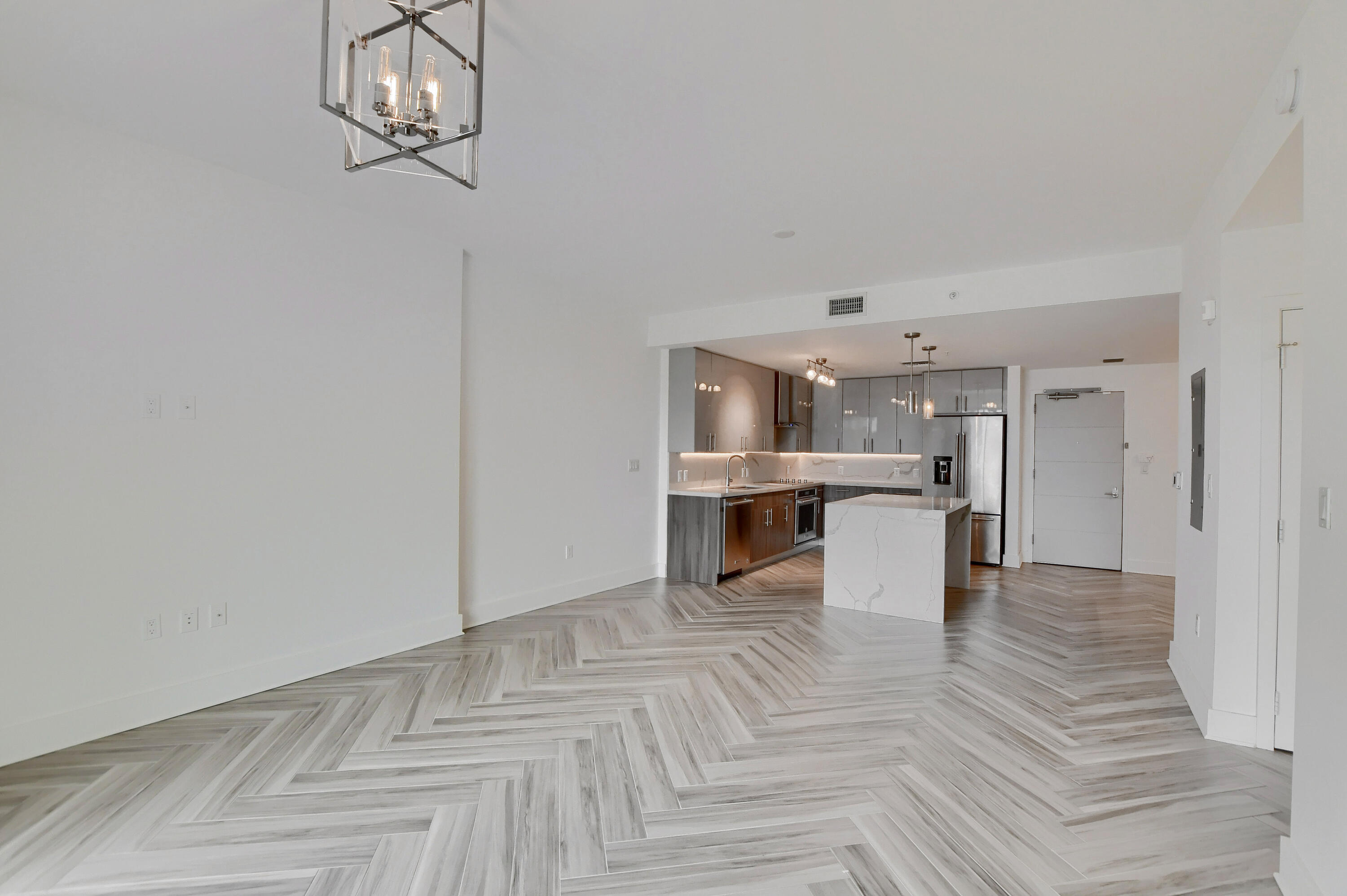 236 SE 5th Avenue 205
