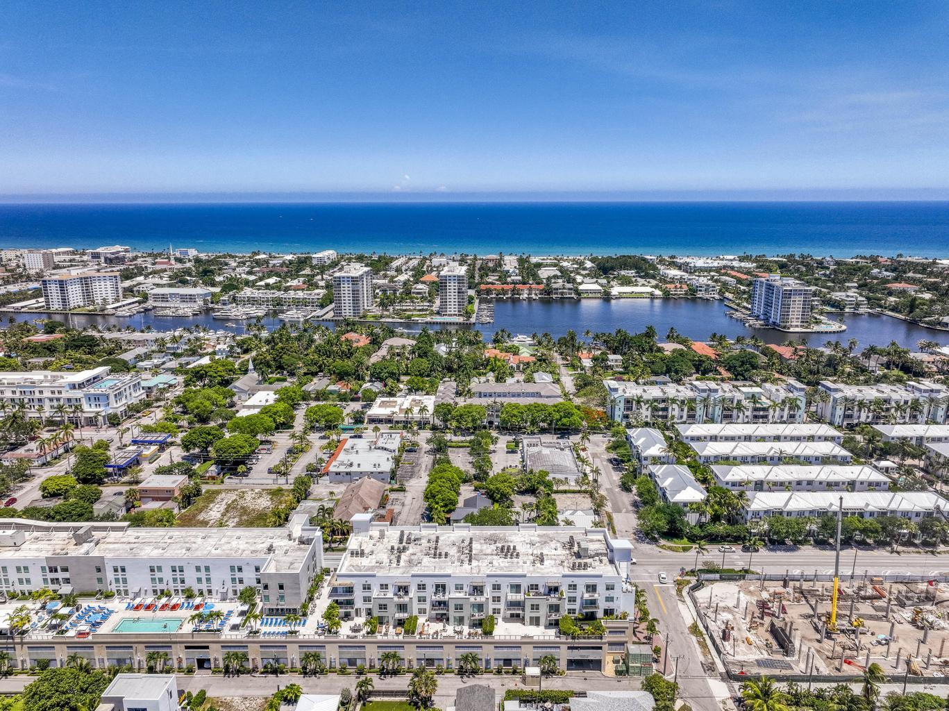 236 SE 5th Avenue 205