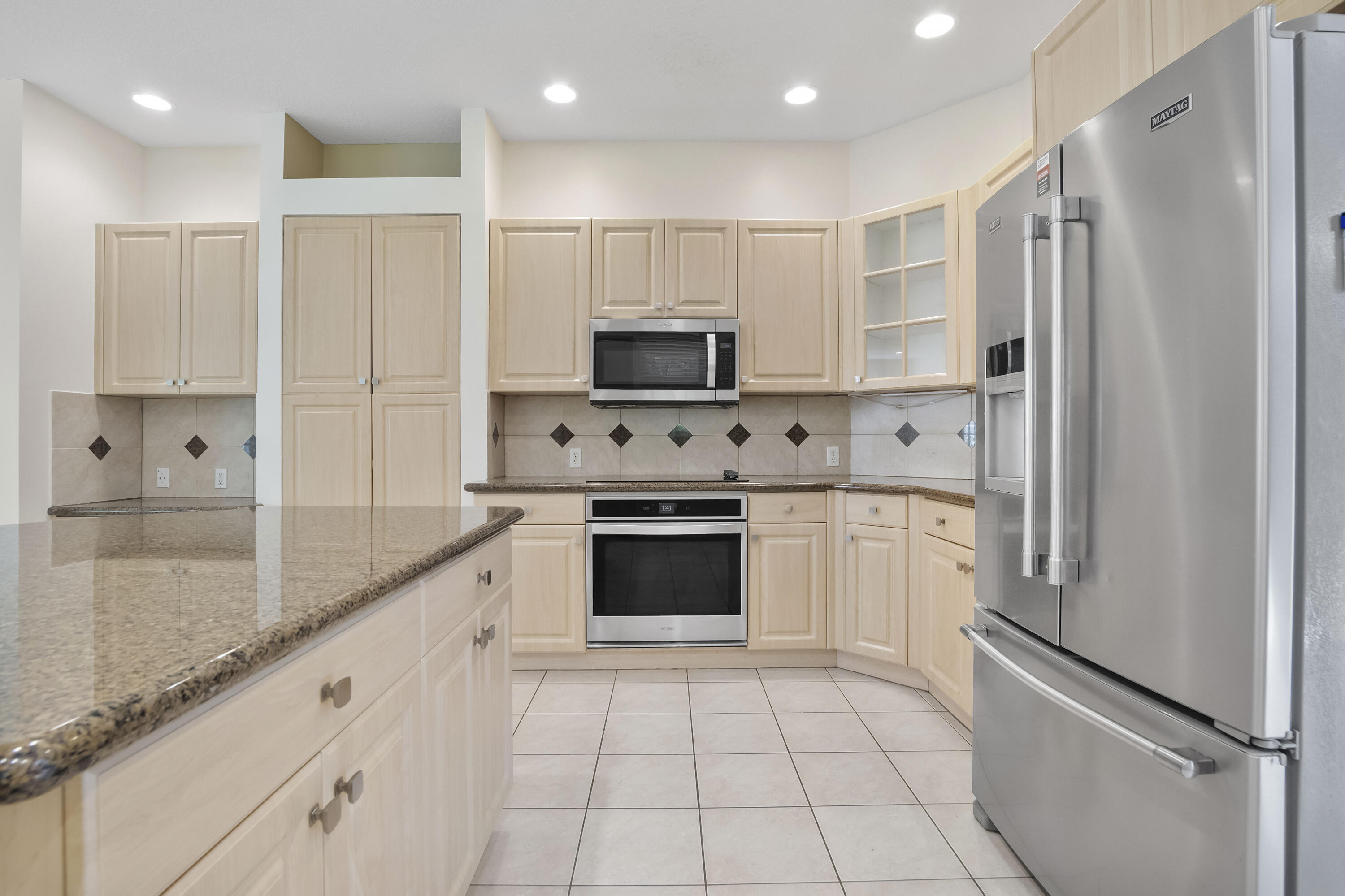 6370 Stonehurst Circle