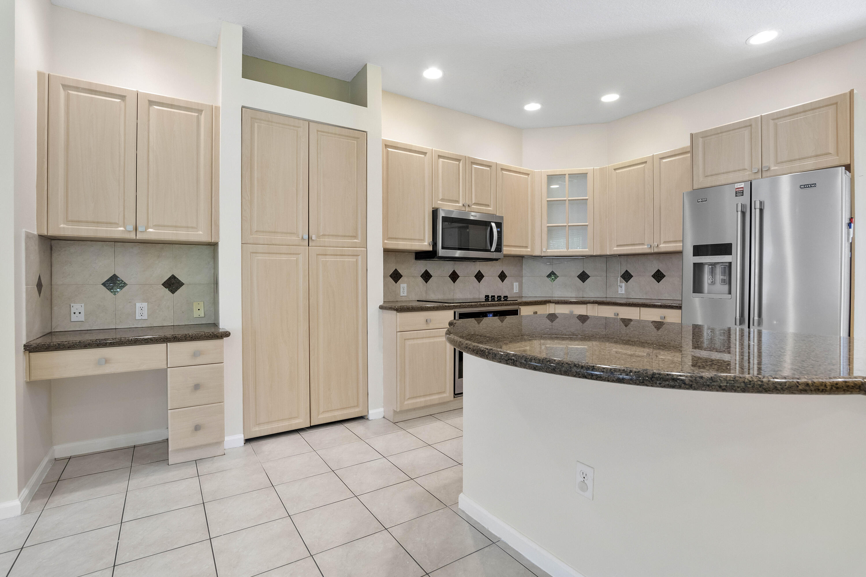 6370 Stonehurst Circle