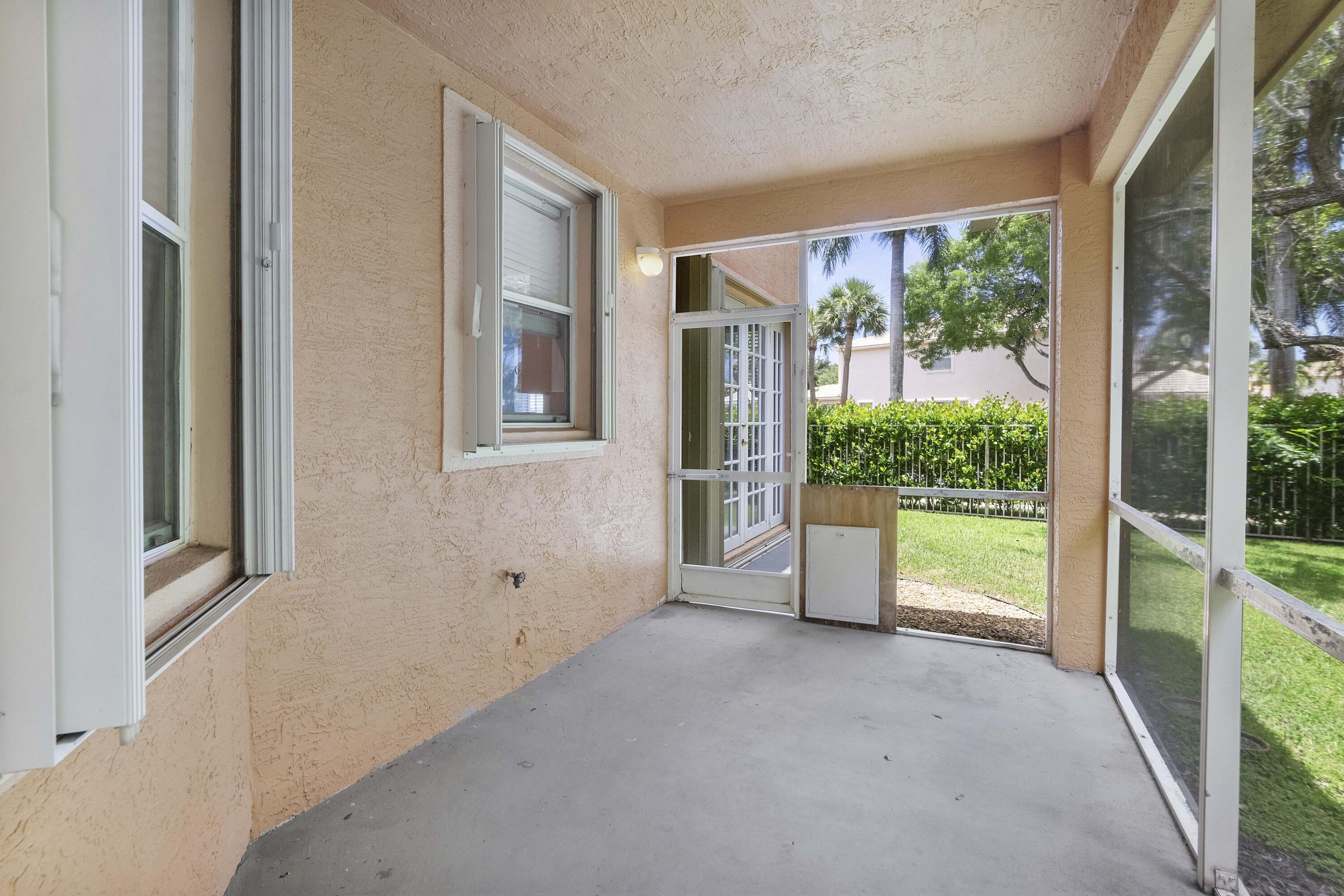 6370 Stonehurst Circle