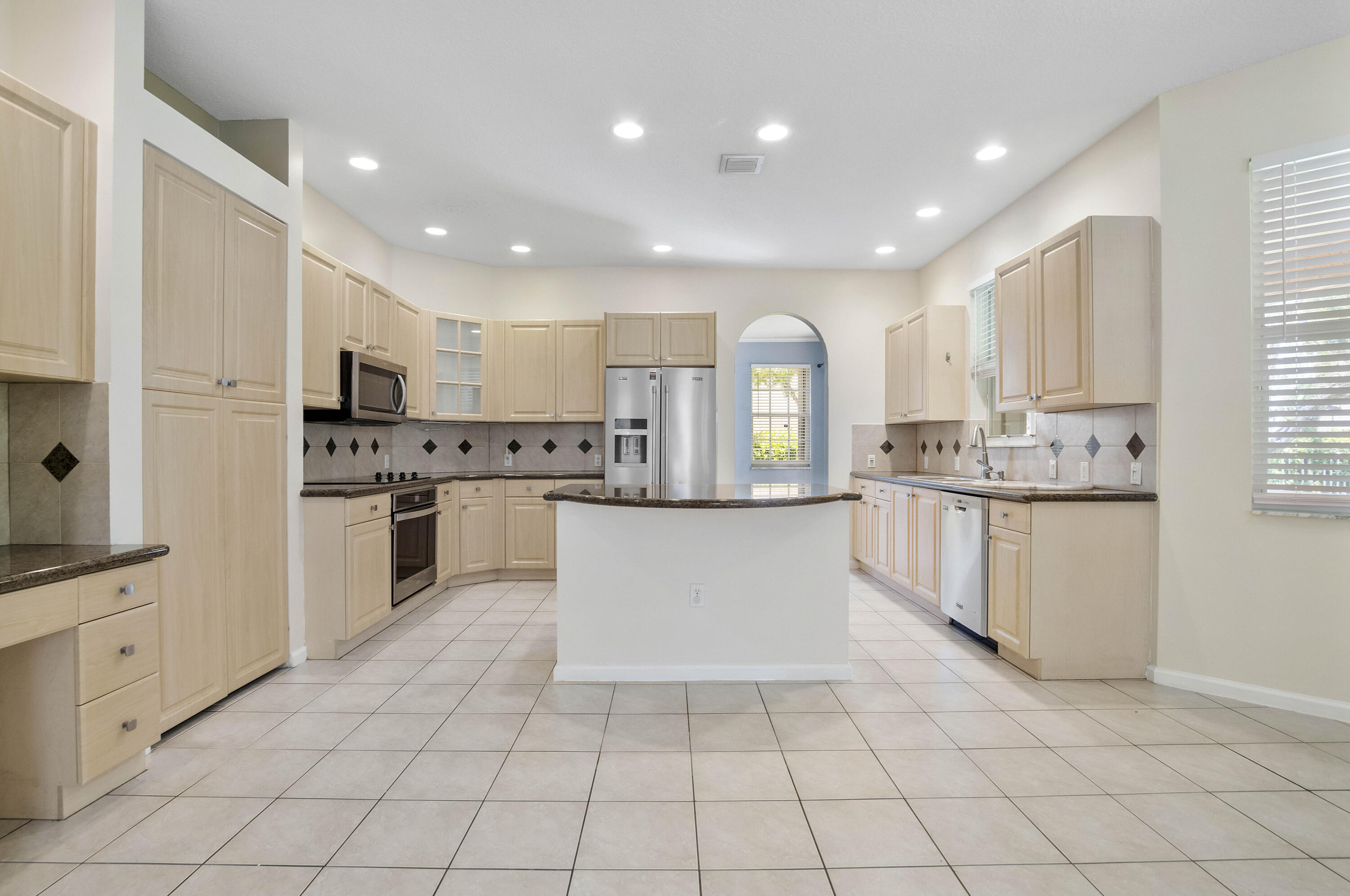 6370 Stonehurst Circle