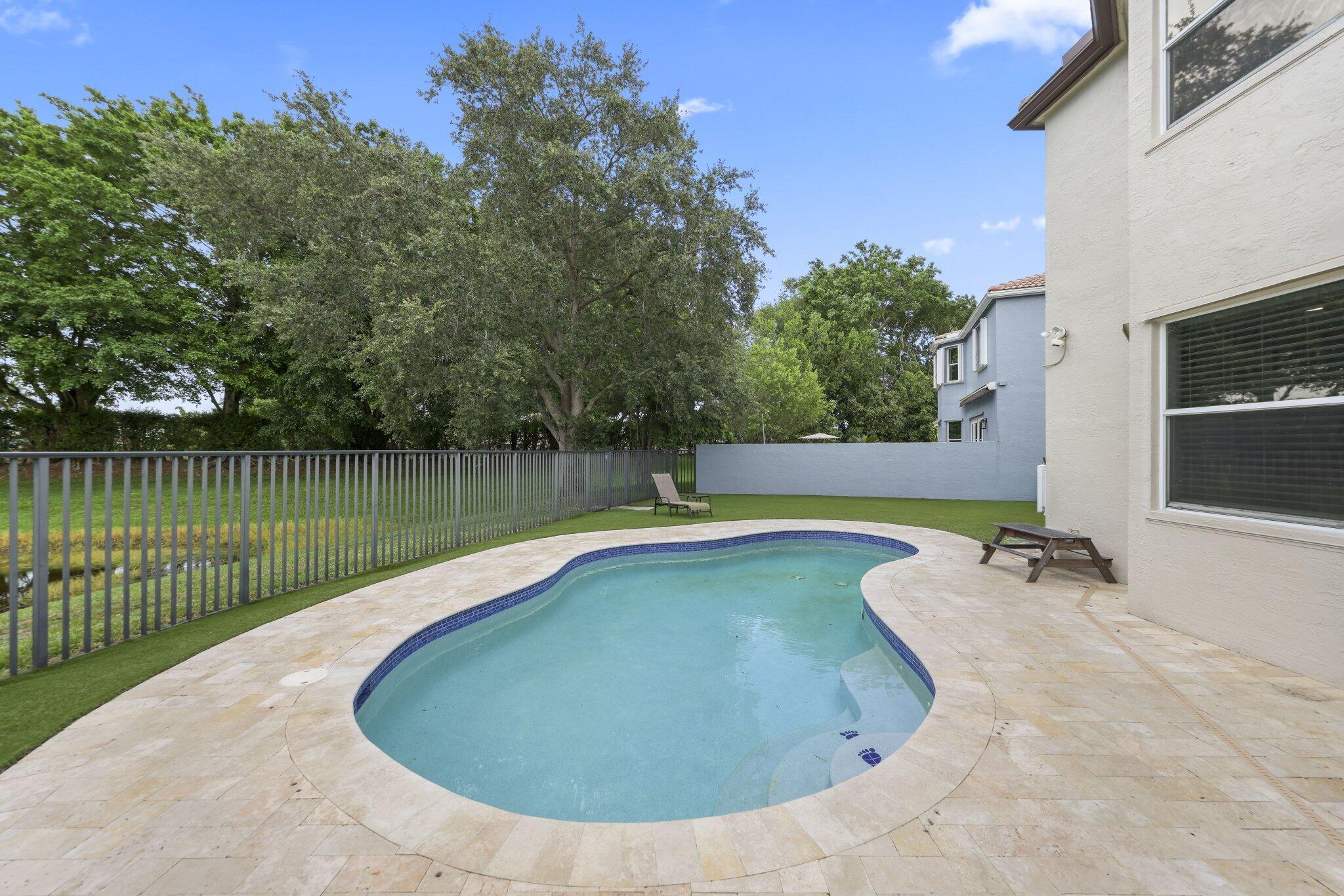 7518 Oak Grove Circle