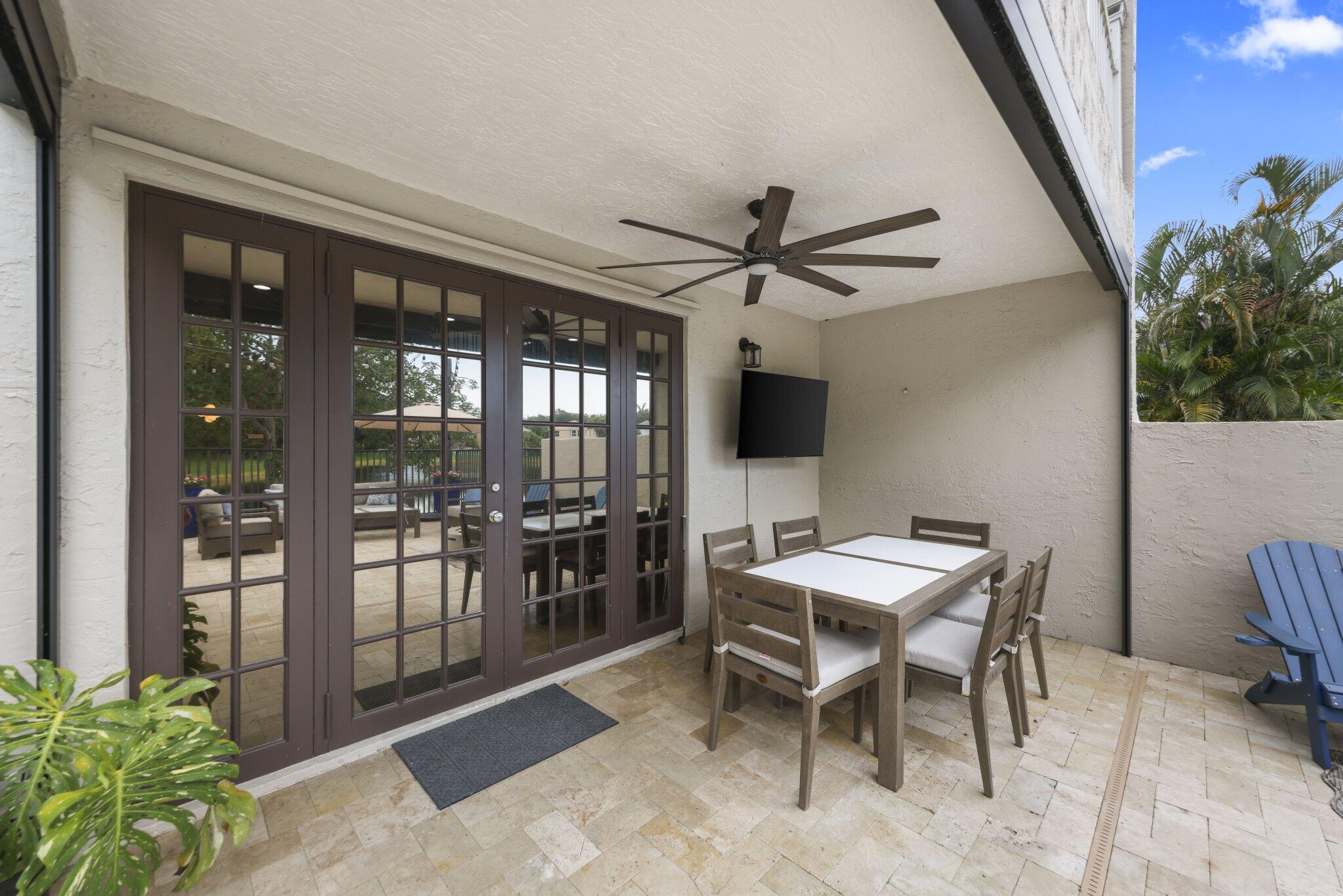 7518 Oak Grove Circle