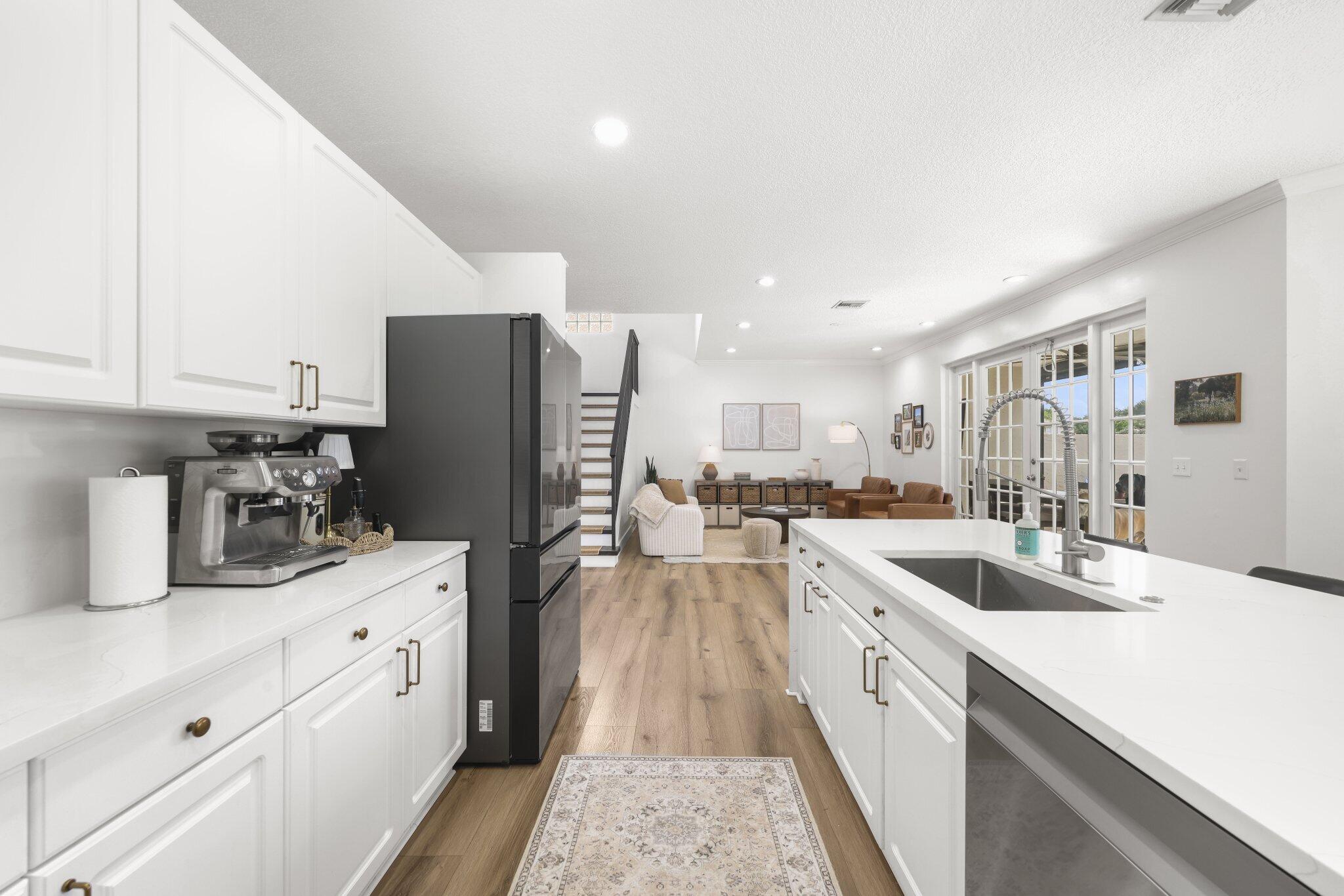 7518 Oak Grove Circle