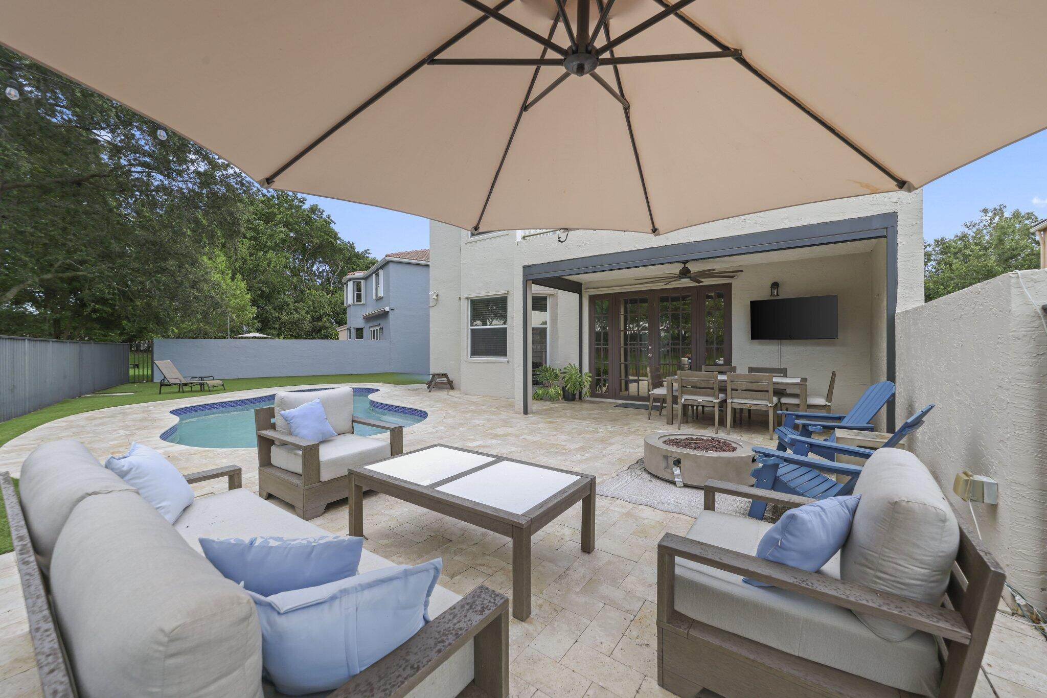 7518 Oak Grove Circle