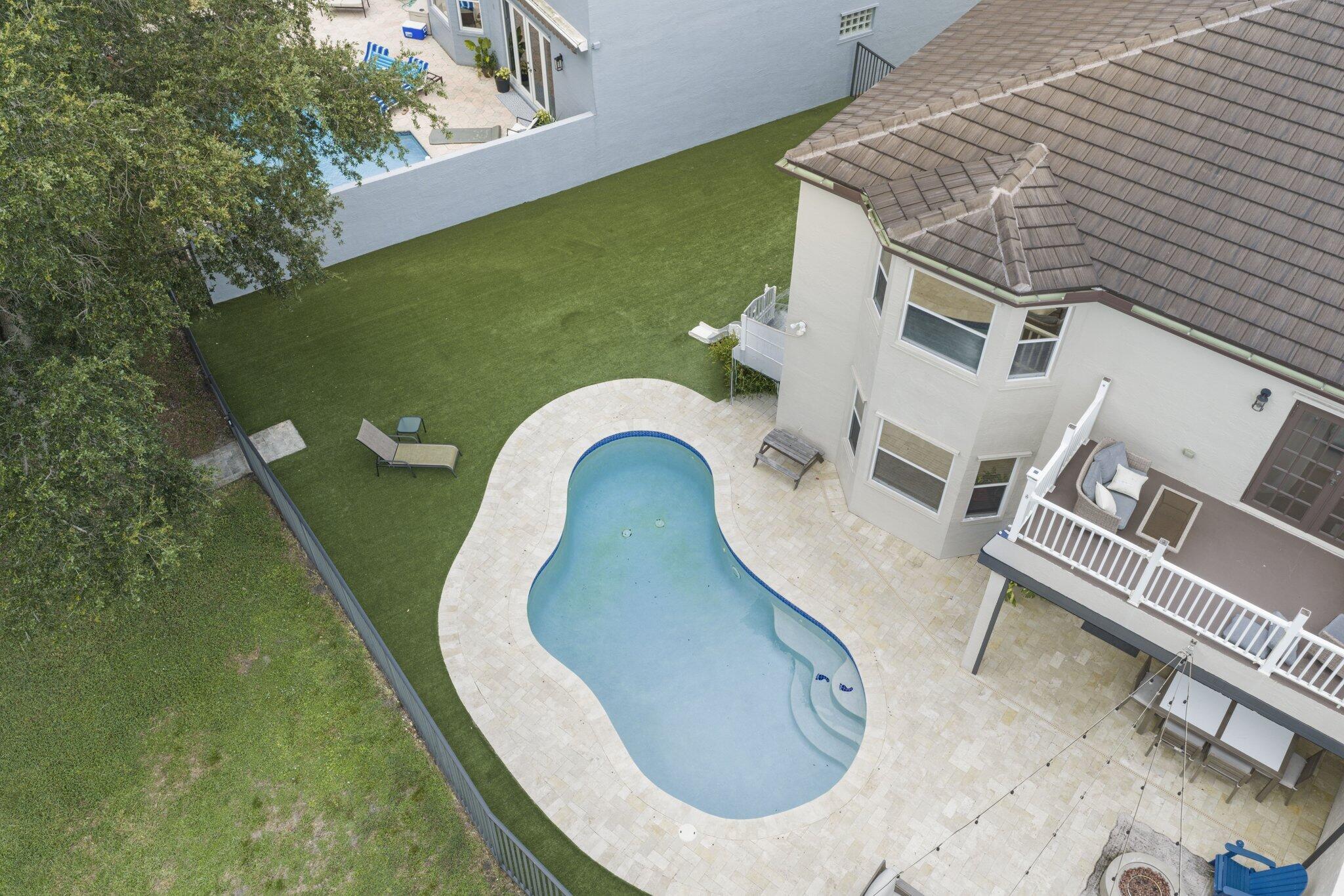 7518 Oak Grove Circle