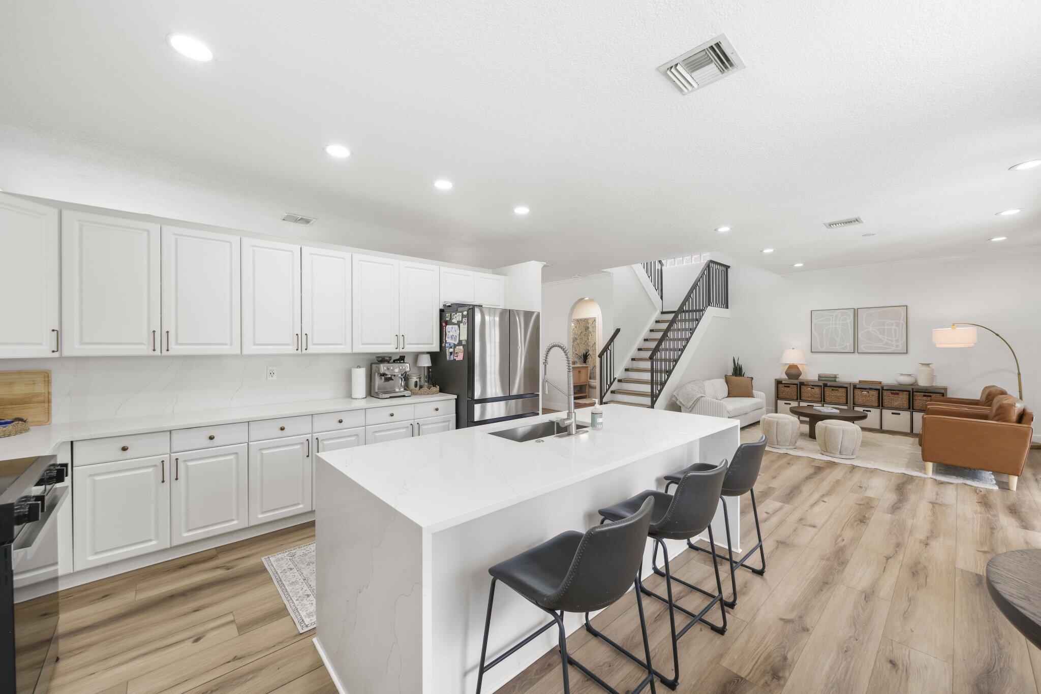 7518 Oak Grove Circle