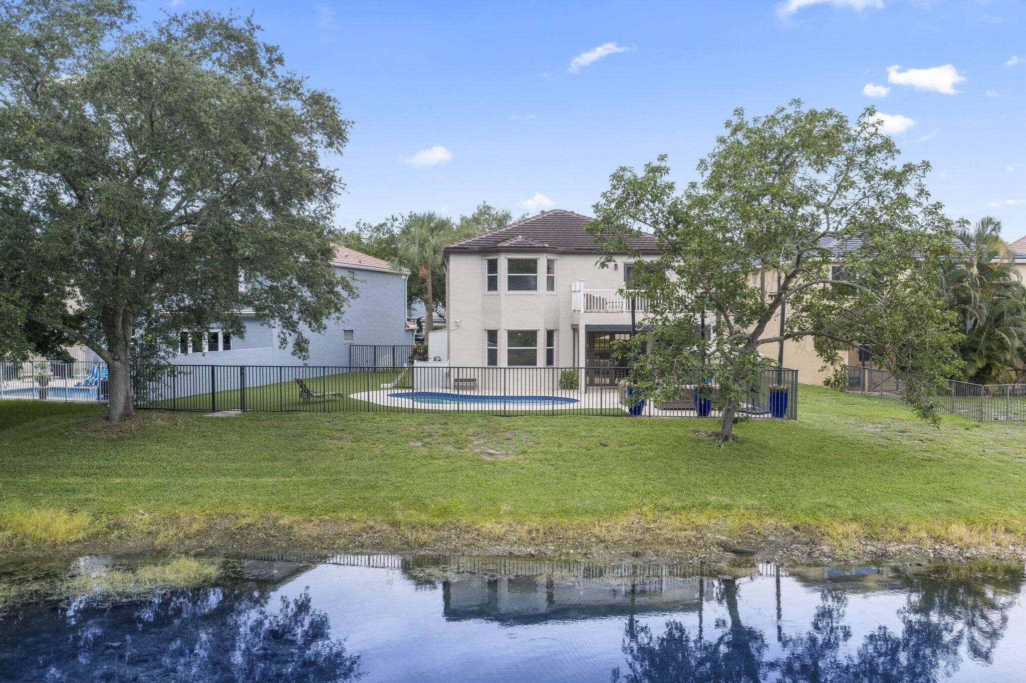 7518 Oak Grove Circle