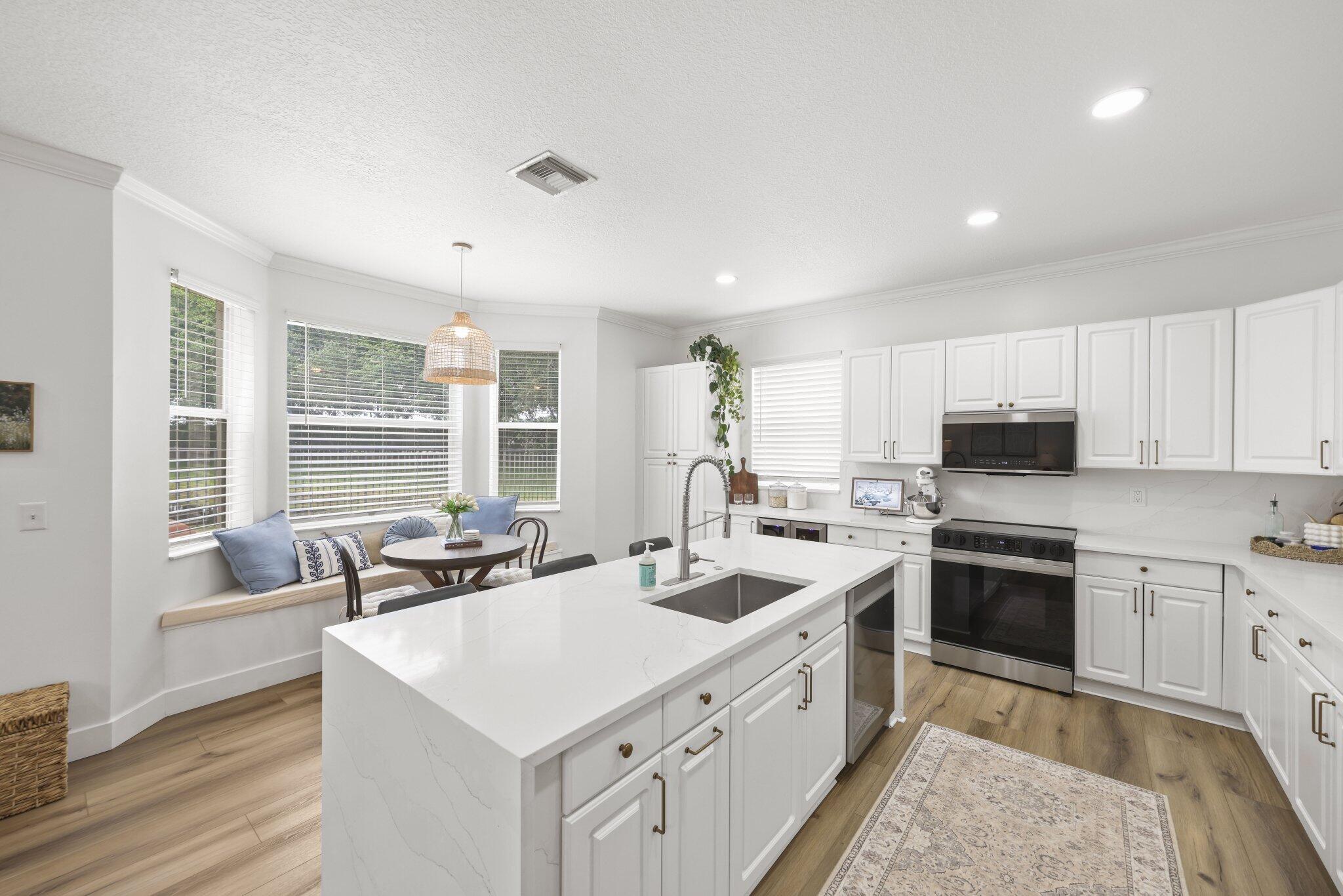 7518 Oak Grove Circle