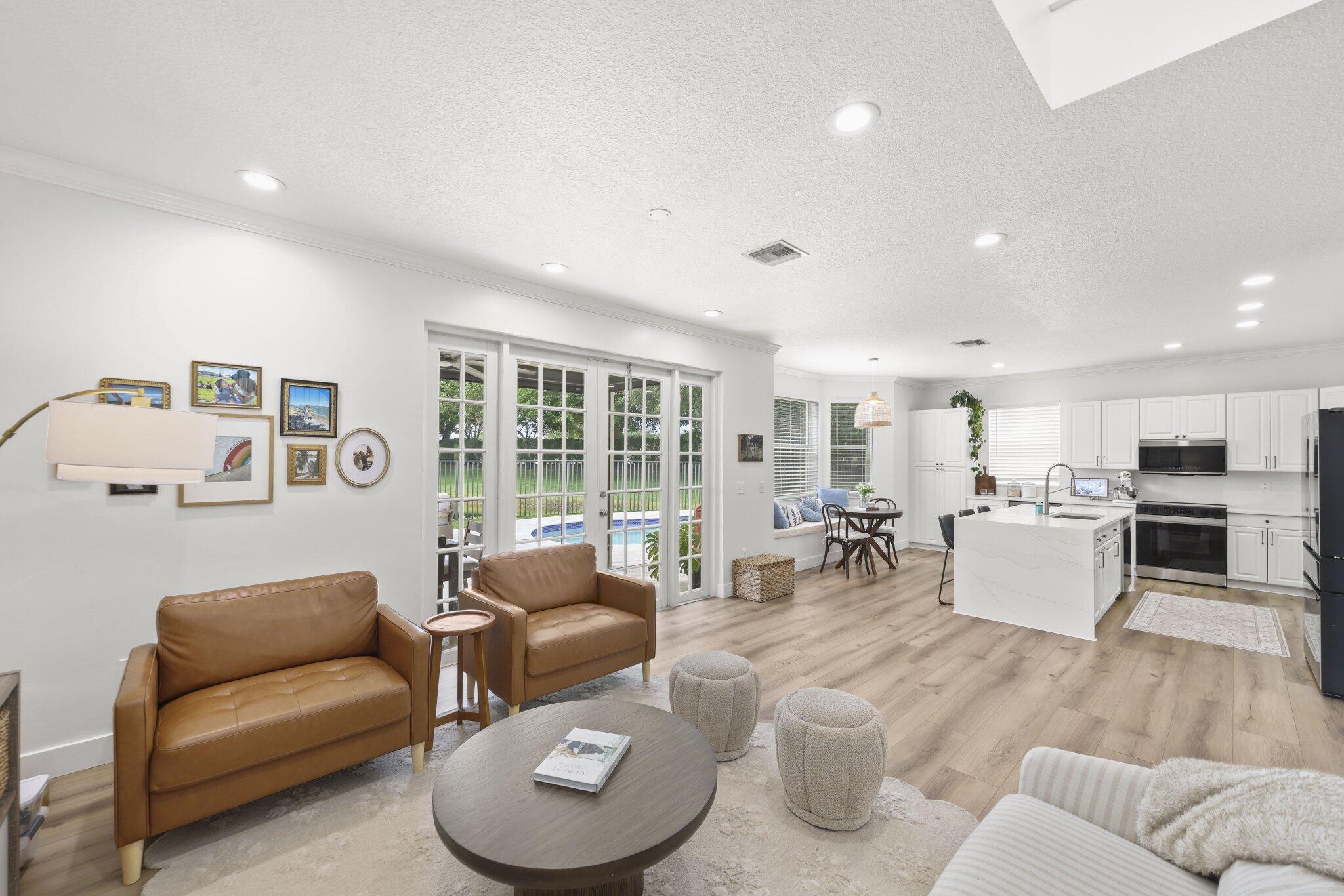 7518 Oak Grove Circle