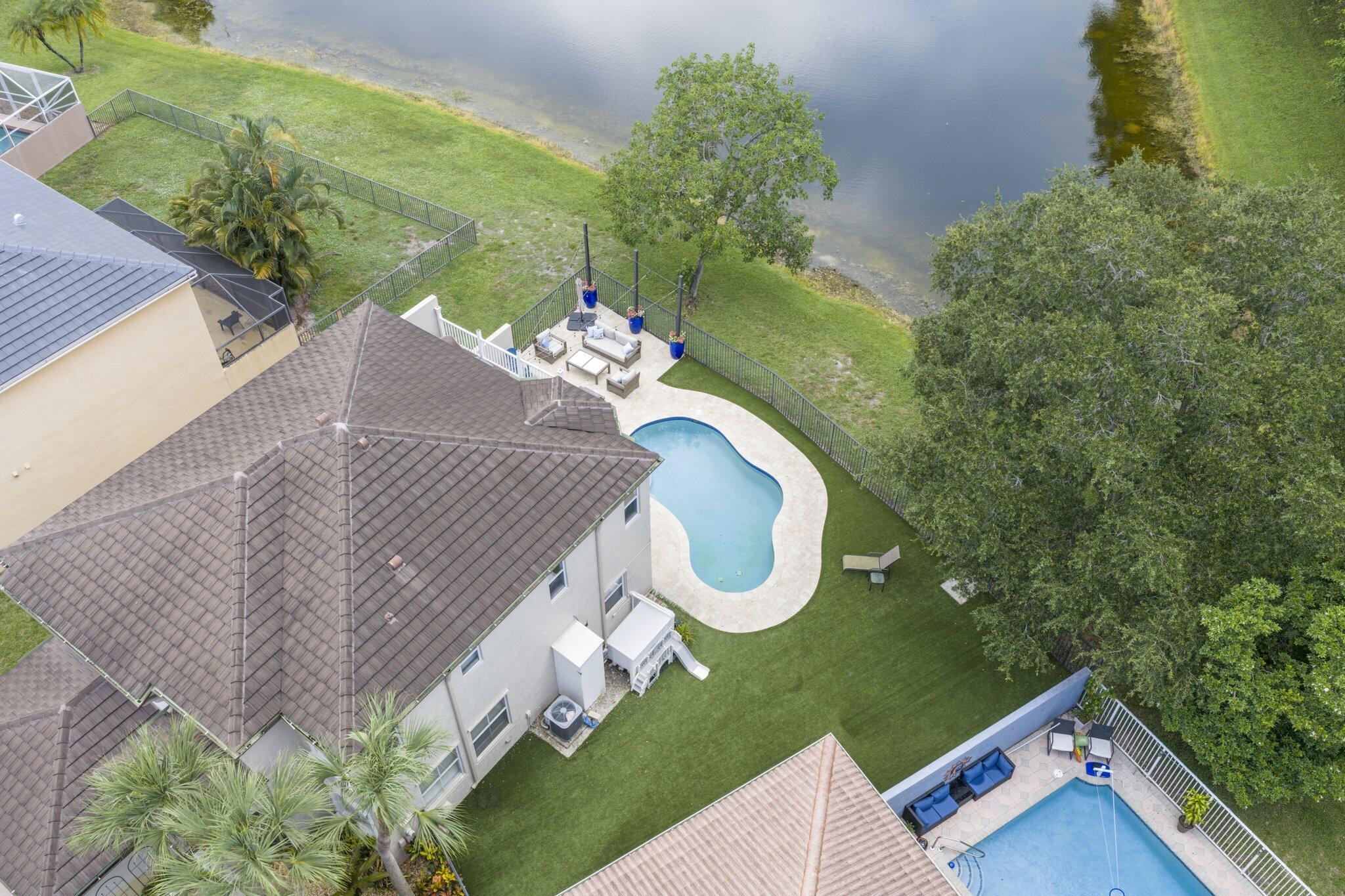 7518 Oak Grove Circle