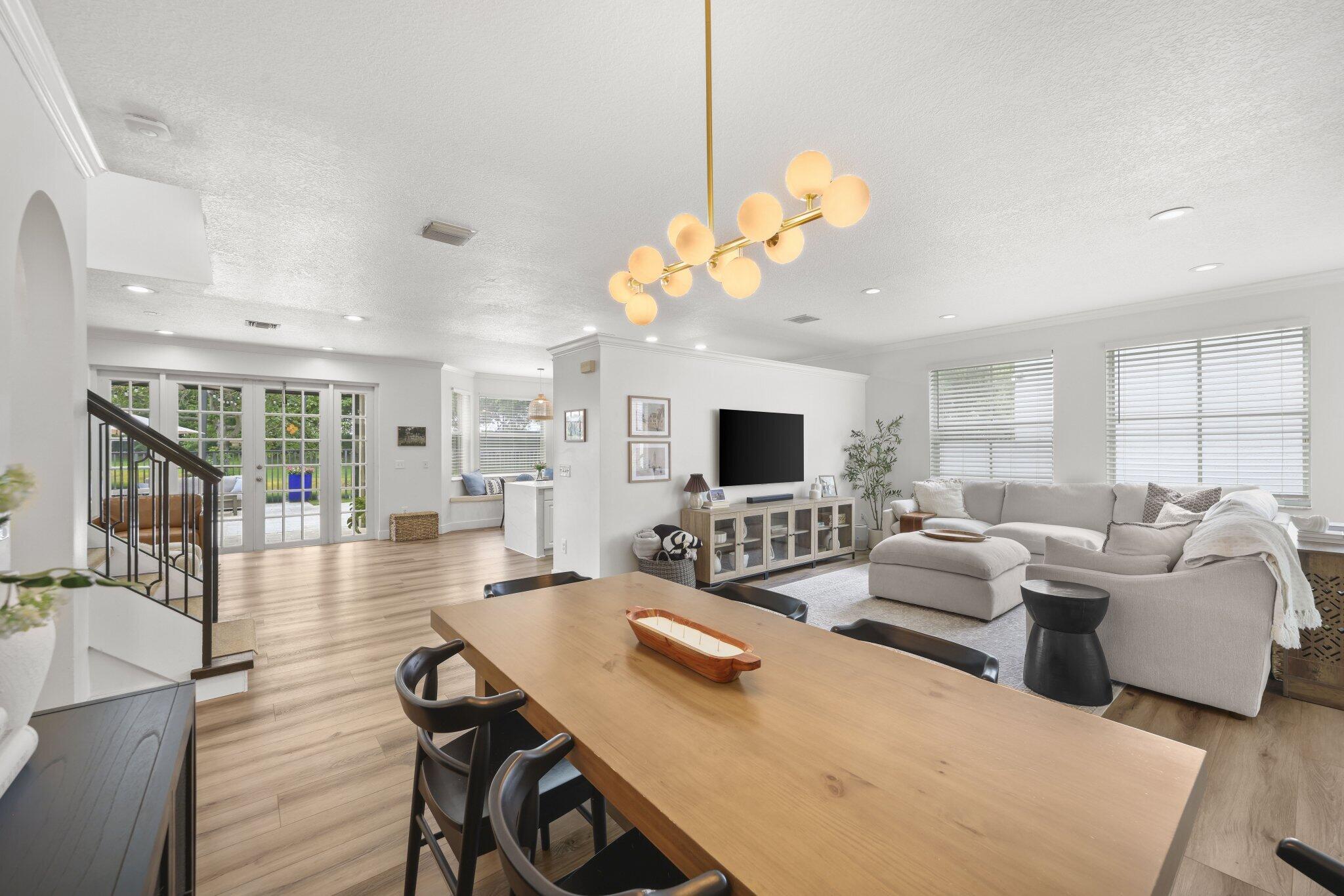7518 Oak Grove Circle