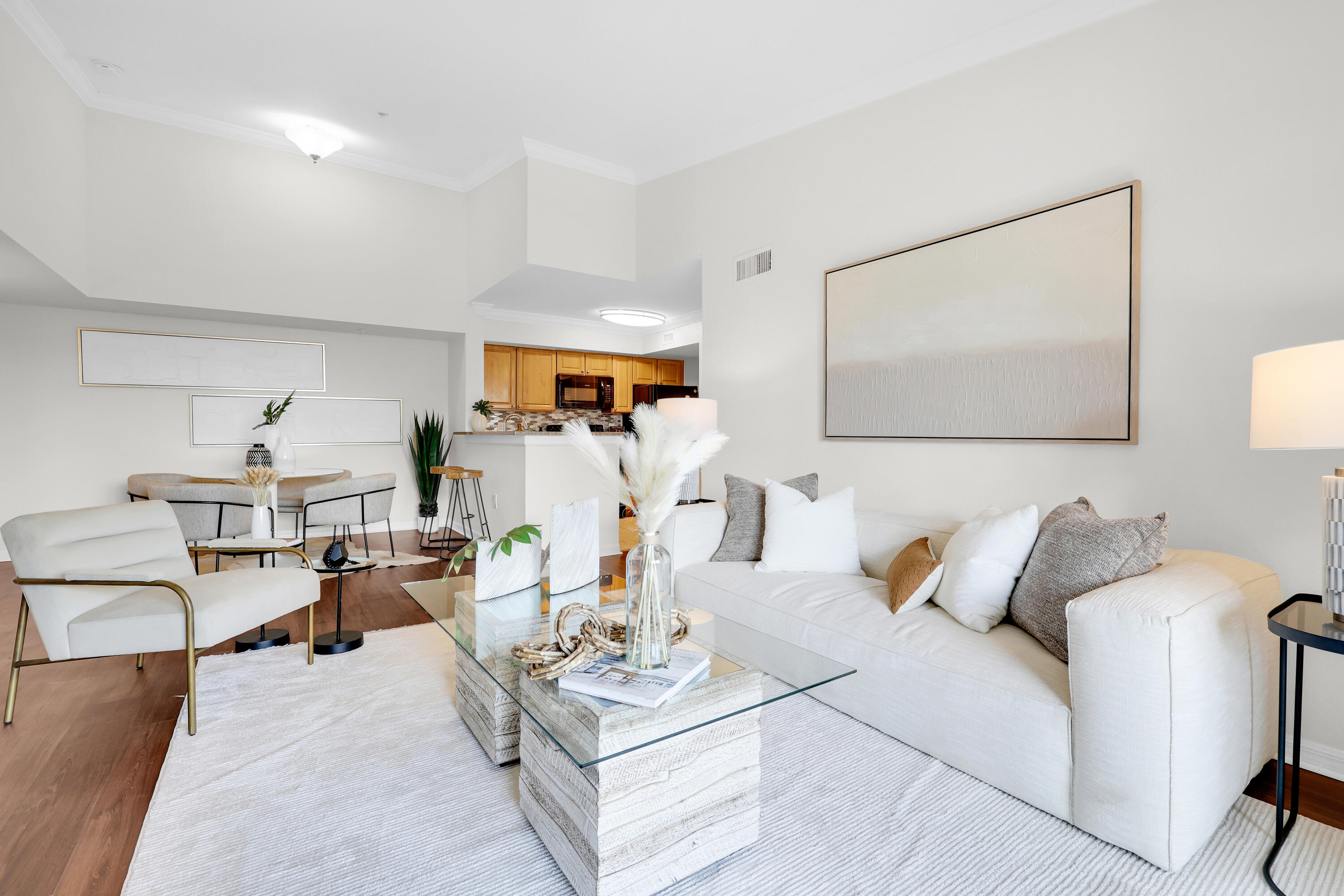 15035 Michelangelo Boulevard 303