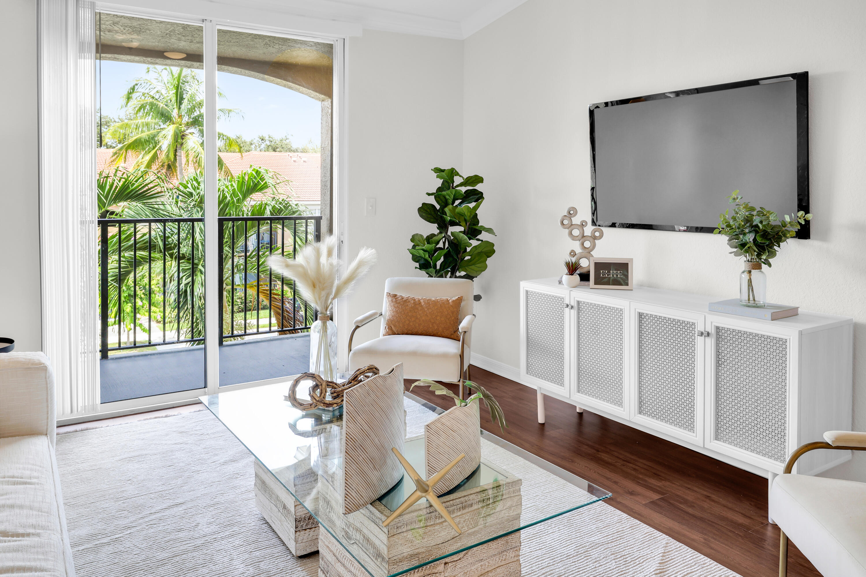 15035 Michelangelo Boulevard 303