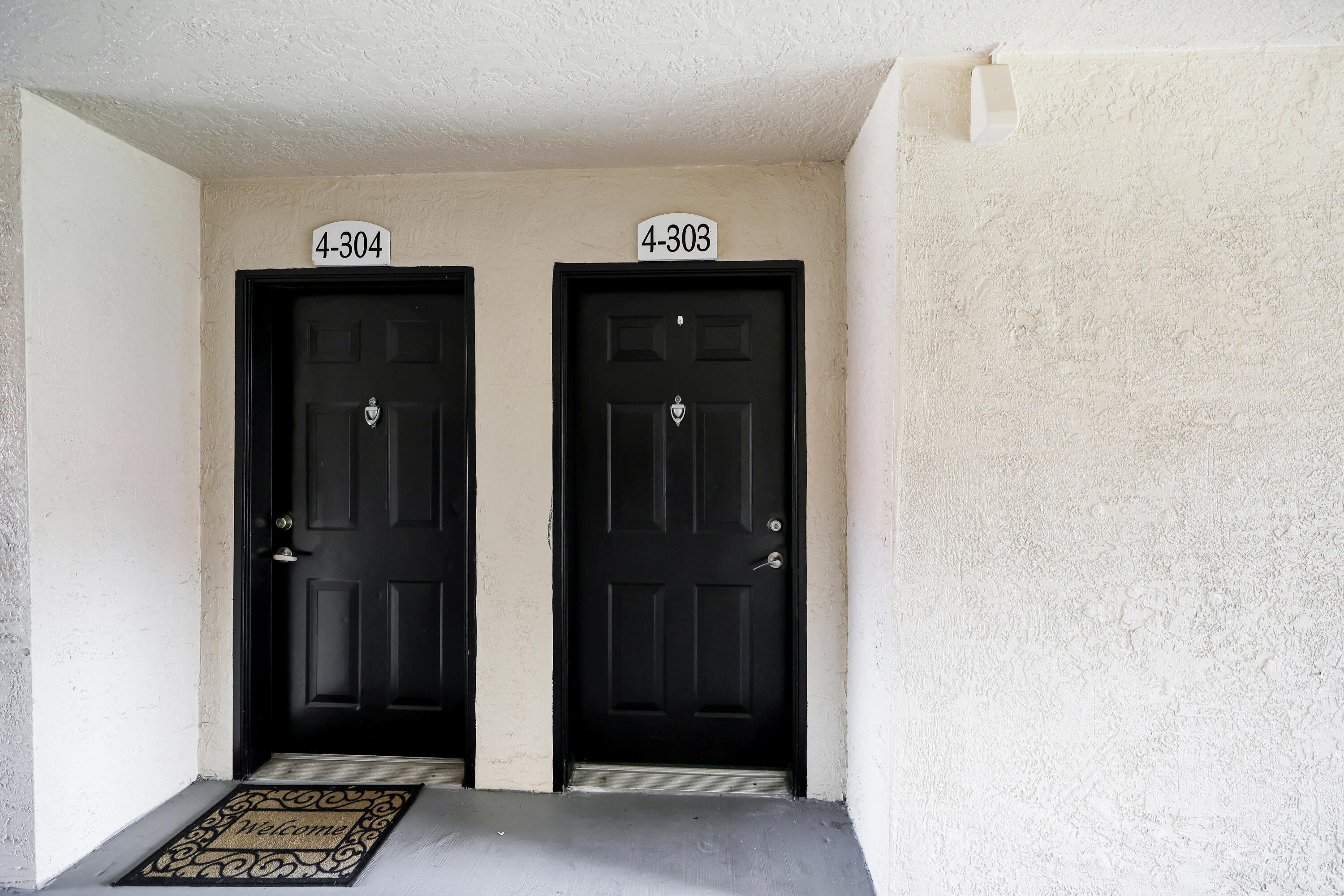 15035 Michelangelo Boulevard 303