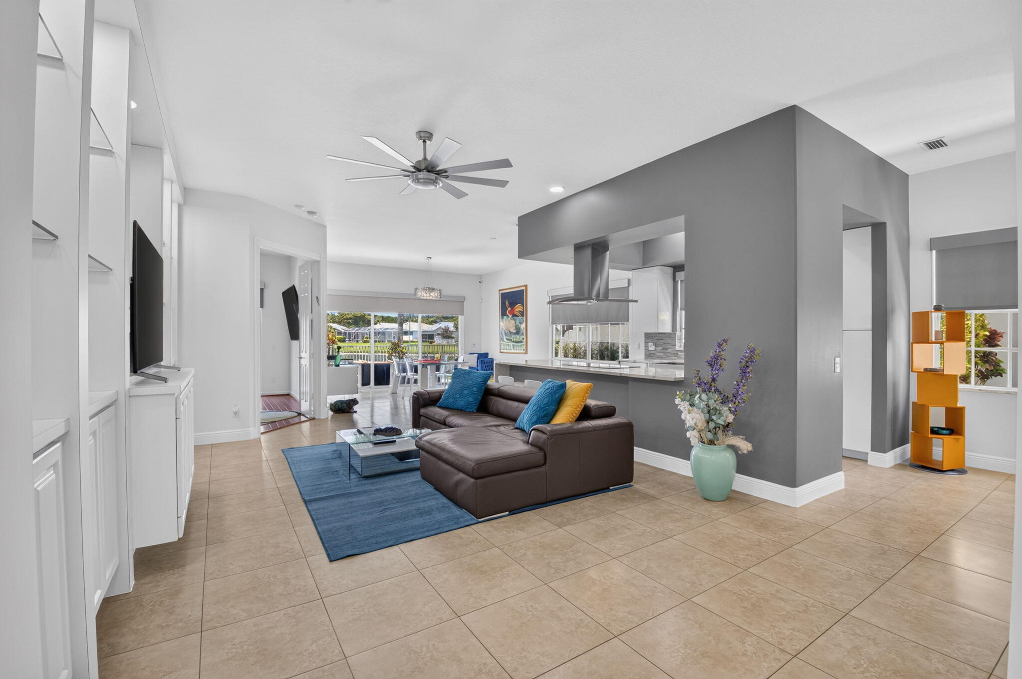 4690 Hammock Circle